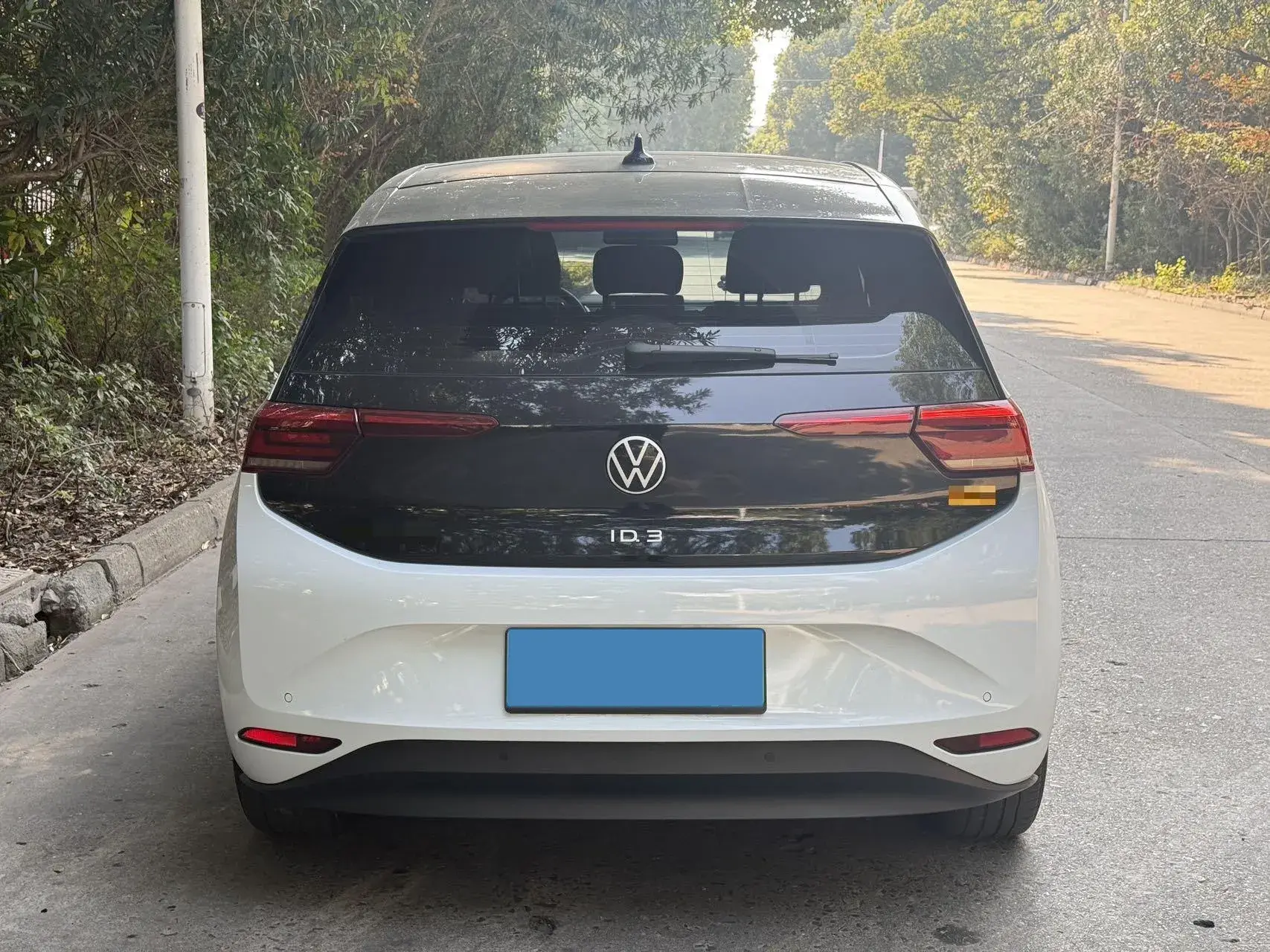 2022 VOLKSWAGEN ID.3 thumbnail 4