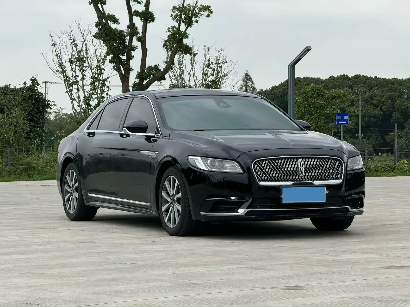 2018 LINCOLN CONTINENTAL thumbnail 3