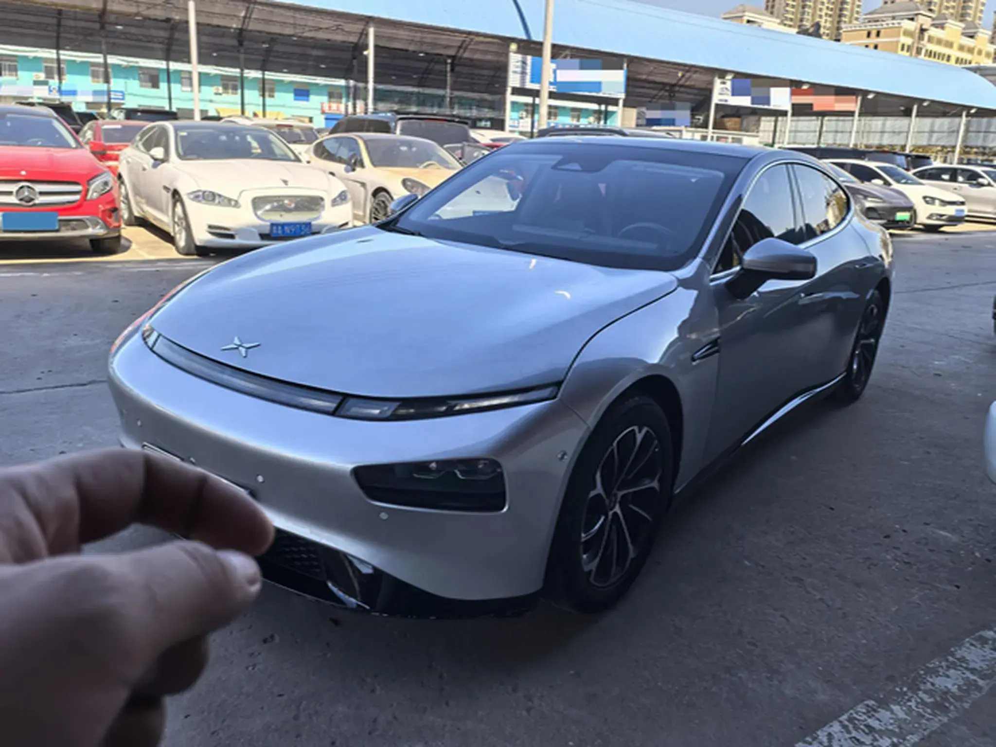 2020 XPENG P7 view 1