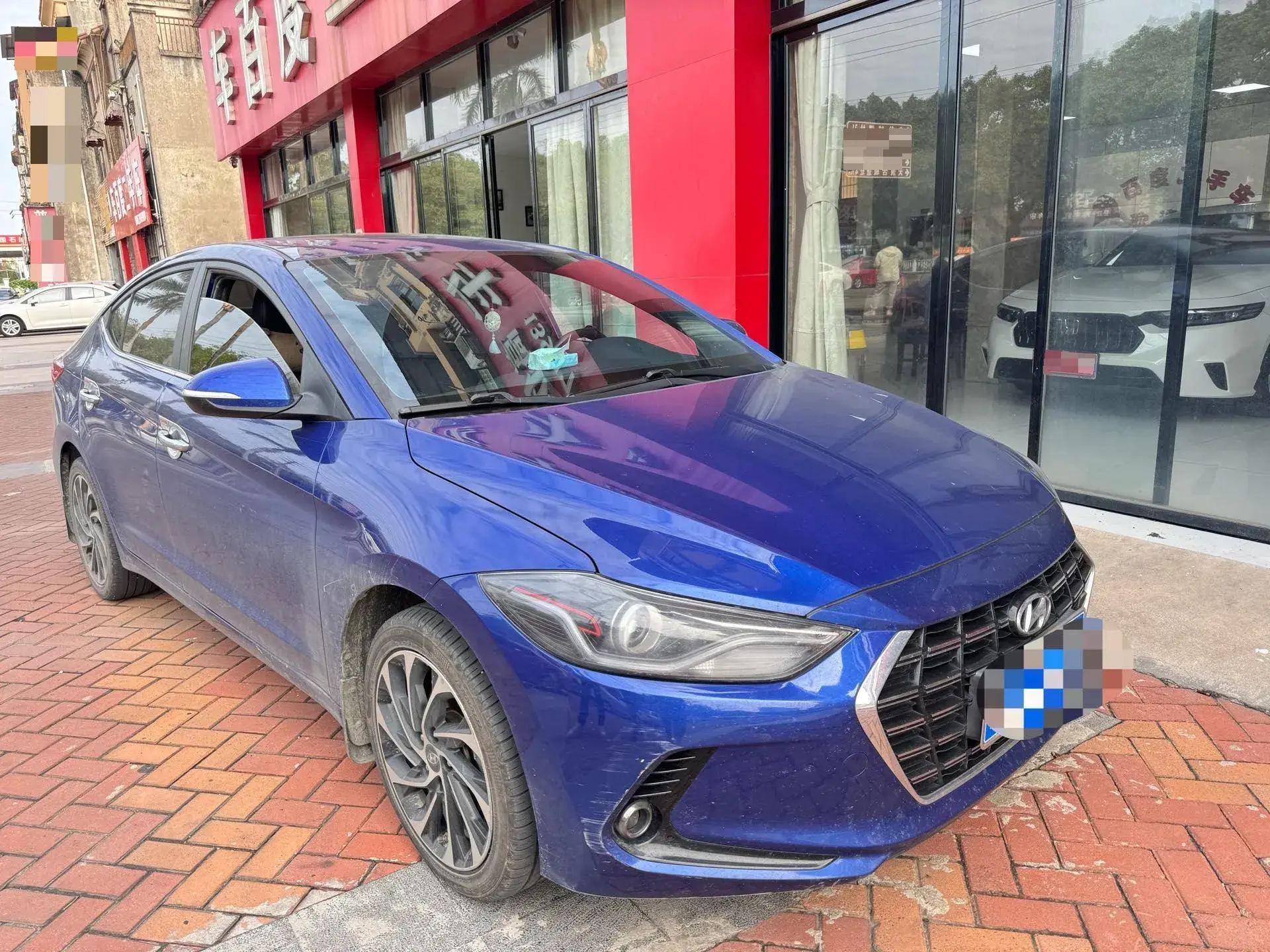 2019 HYUNDAI ELANTRA thumbnail 4