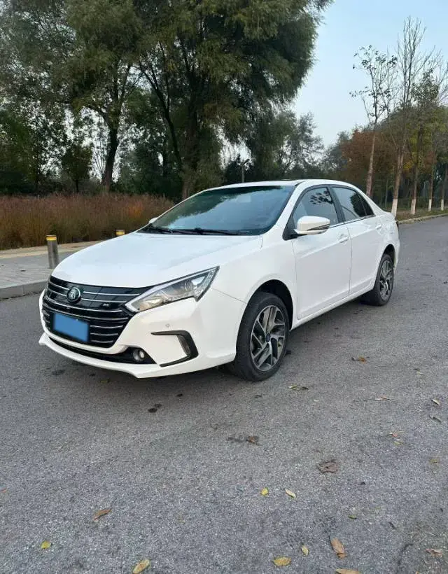 2018 BYD QIN view 1