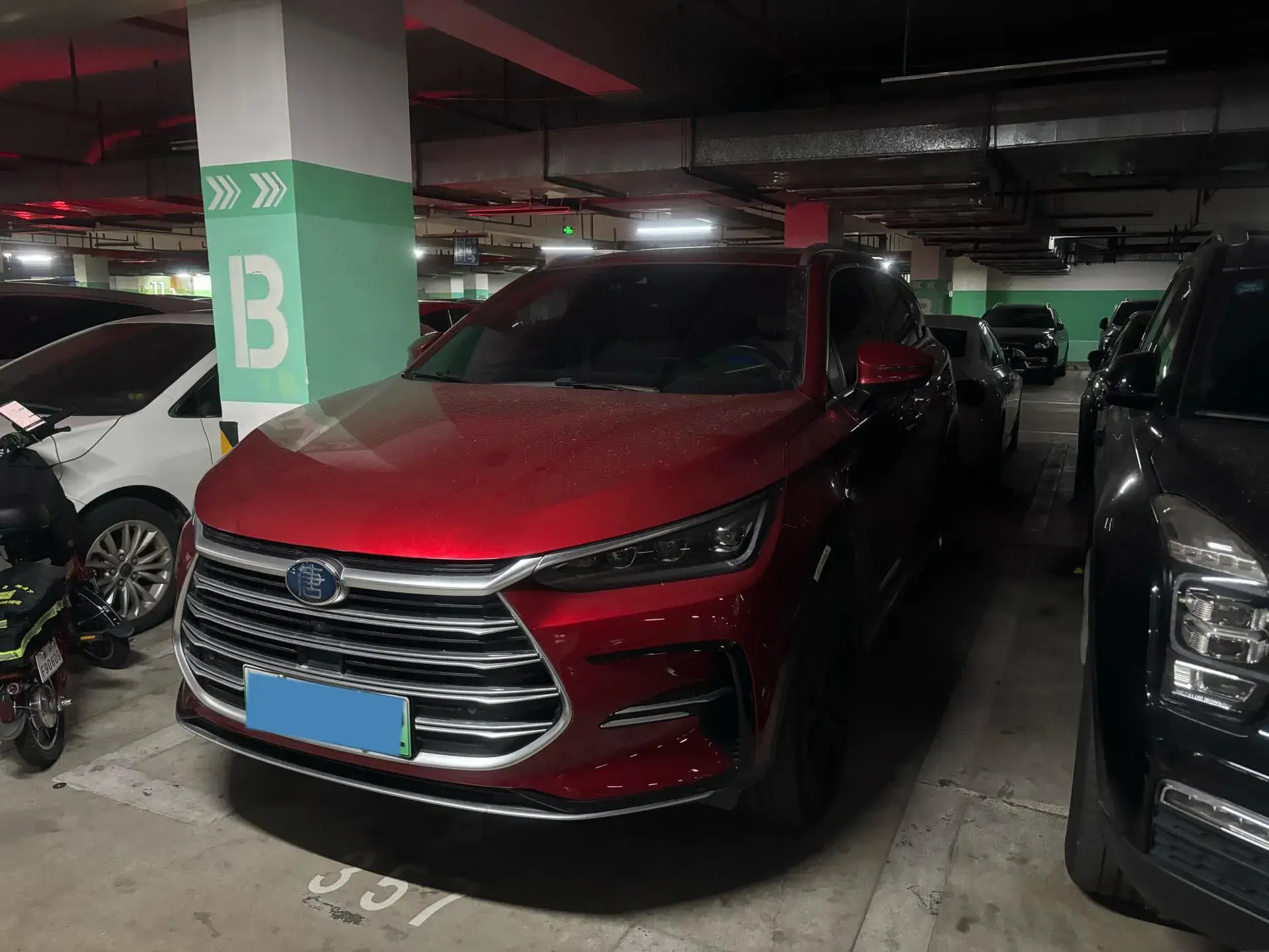 2021 BYD TANG view 1