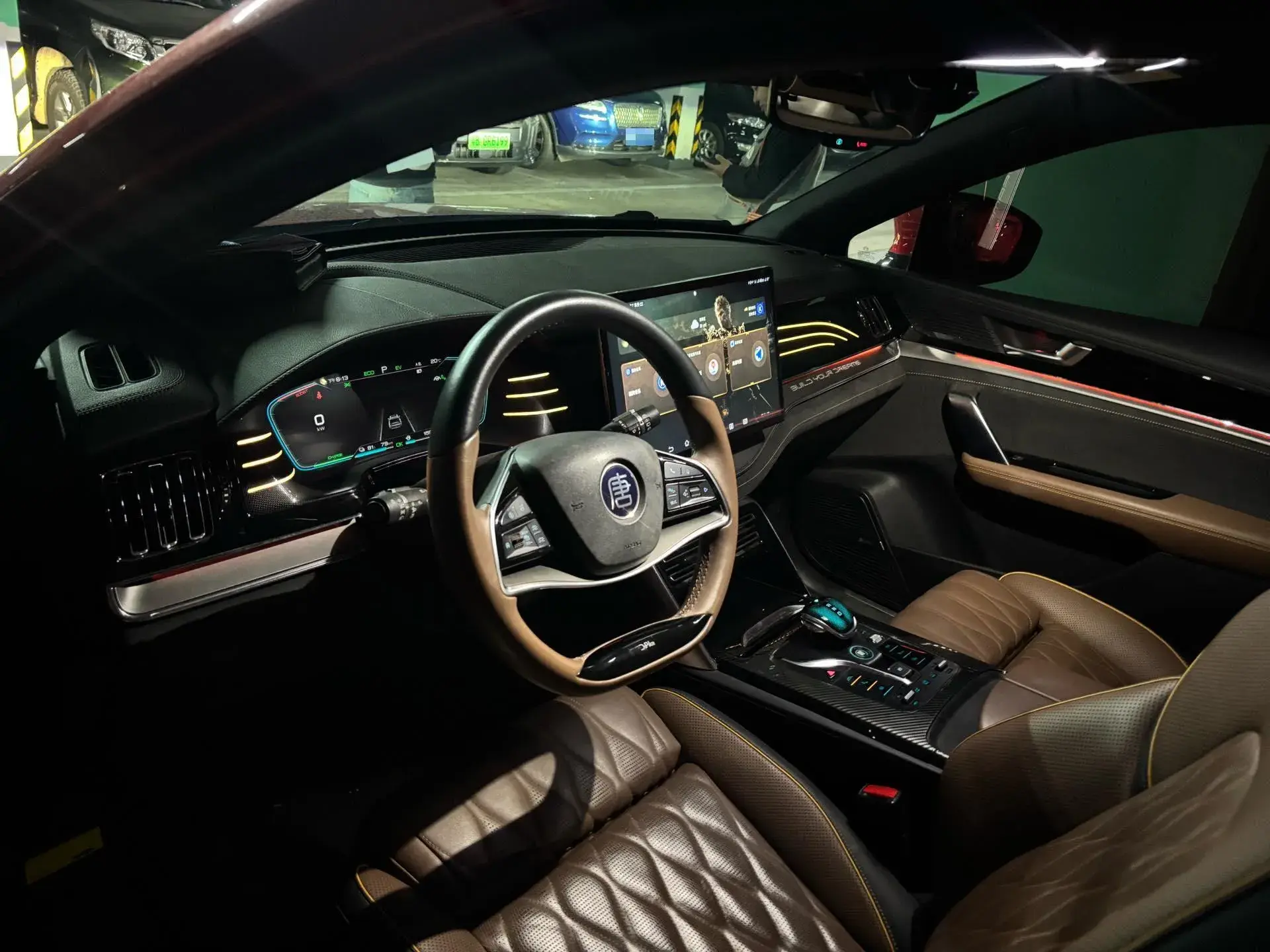 2021 BYD TANG thumbnail 2