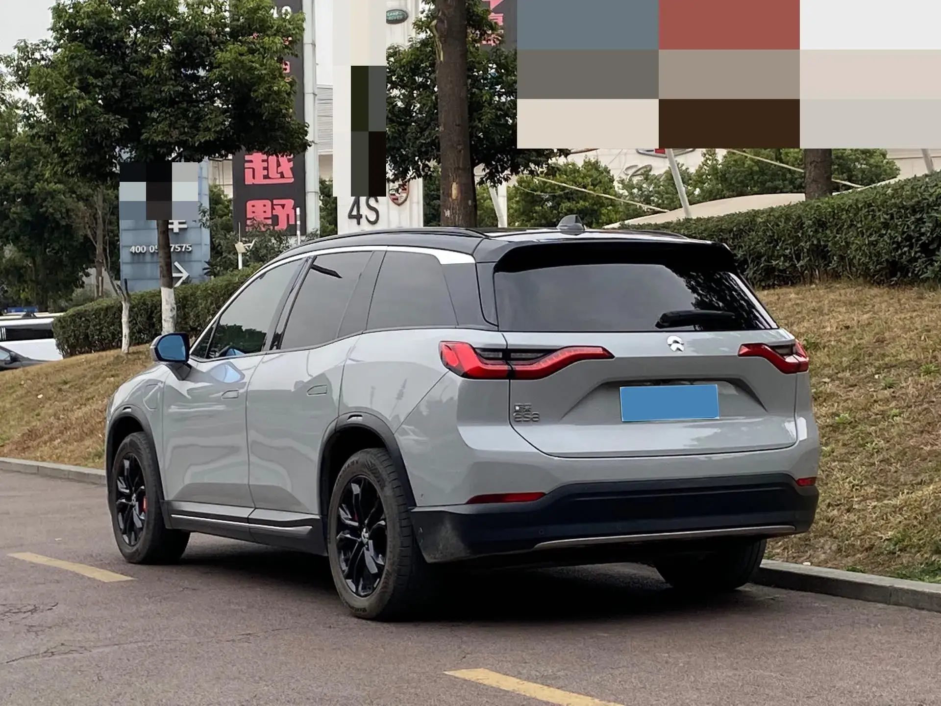 2020 NIO ES8 thumbnail 3