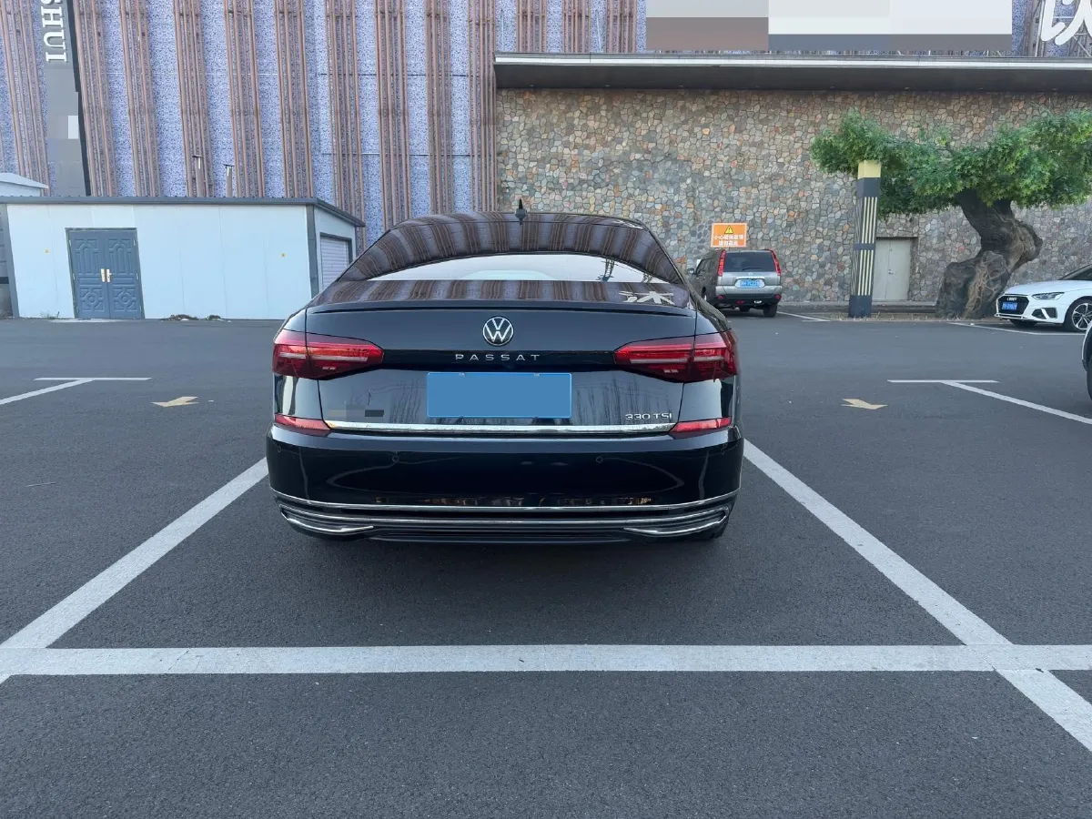 2021 Volkswagen Passat 2.0T 186HP L4 7DCT,autocango,china used car exporter,china ev exporter,chinese used car exporter,chinese used ev exporter