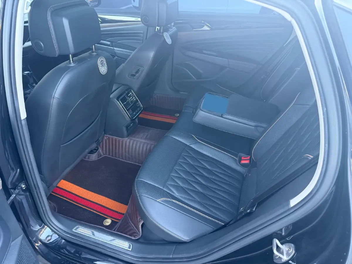 2021 Volkswagen Passat 2.0T 186HP L4 7DCT,autocango,china used car exporter,china ev exporter,chinese used car exporter,chinese used ev exporter