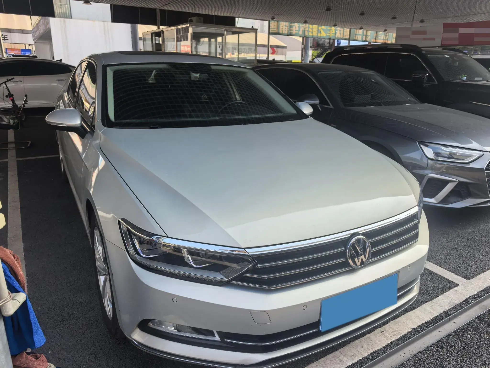 2019 VOLKSWAGEN MAGOTAN thumbnail 3