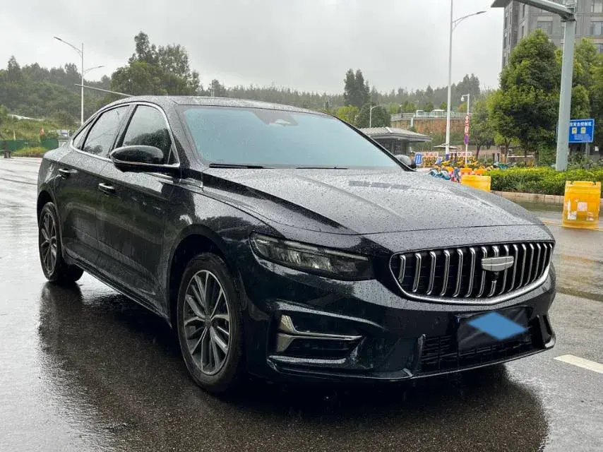 2025 GEELY PREFACE thumbnail 3