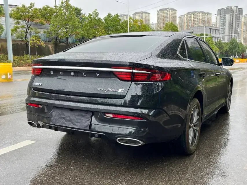 2025 GEELY PREFACE thumbnail 4