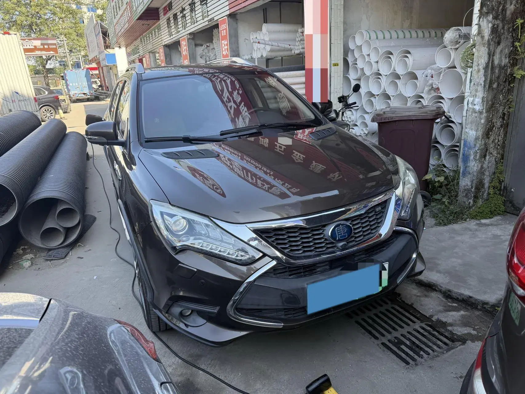 2017 BYD TANG thumbnail 2