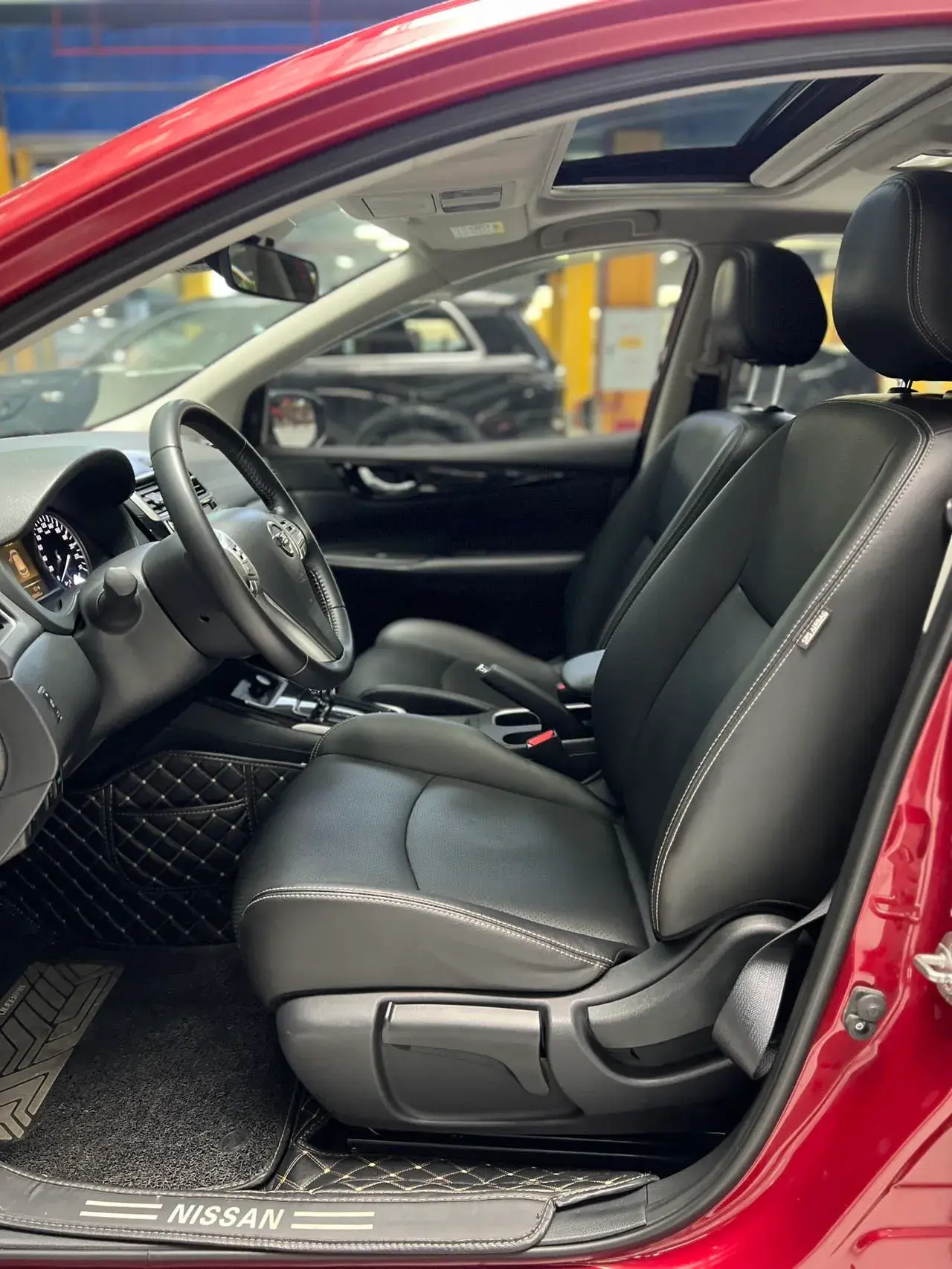 2021 NISSAN TIIDA thumbnail 4