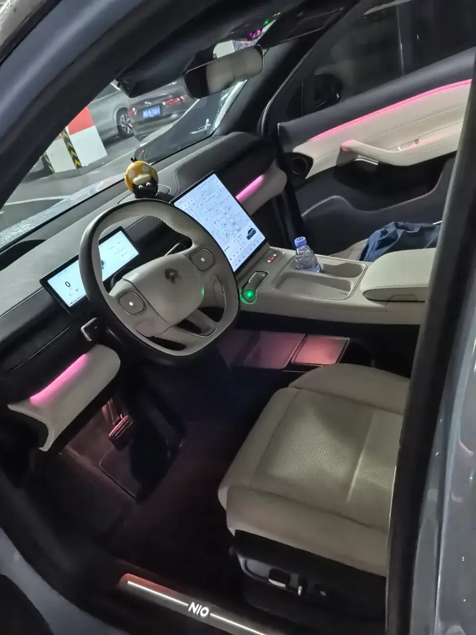 2023 NIO ES6 thumbnail 3