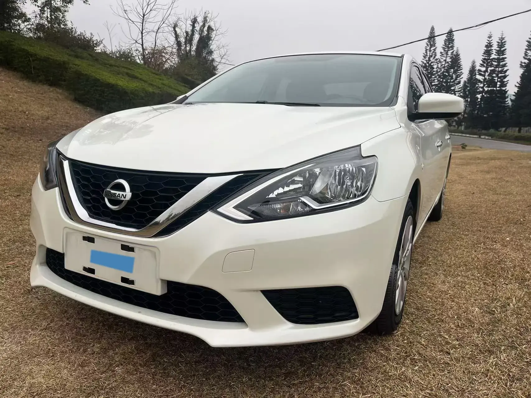 2022 NISSAN SYLPHY view 1
