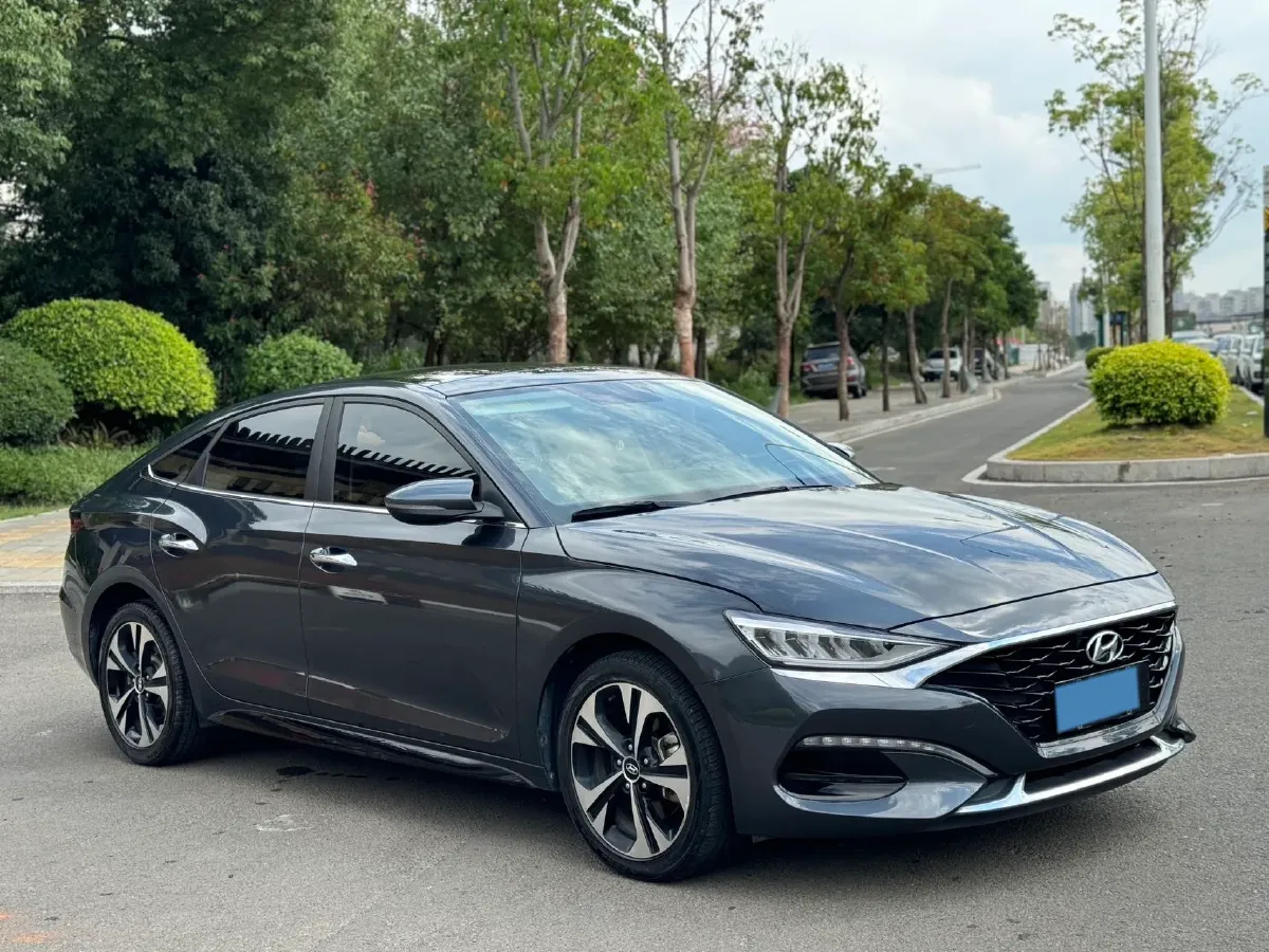 2021 Hyundai La Festa 1.6T 190HP L4 7DCT,autocango,china used car exporter,china ev exporter,chinese used car exporter,chinese used ev exporter