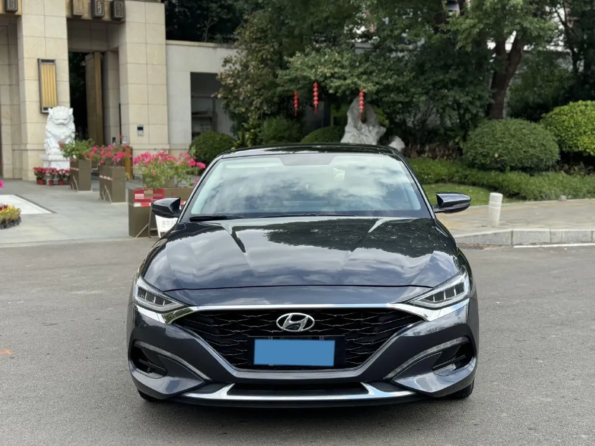 2021 Hyundai La Festa 1.6T 190HP L4 7DCT,autocango,china used car exporter,china ev exporter,chinese used car exporter,chinese used ev exporter