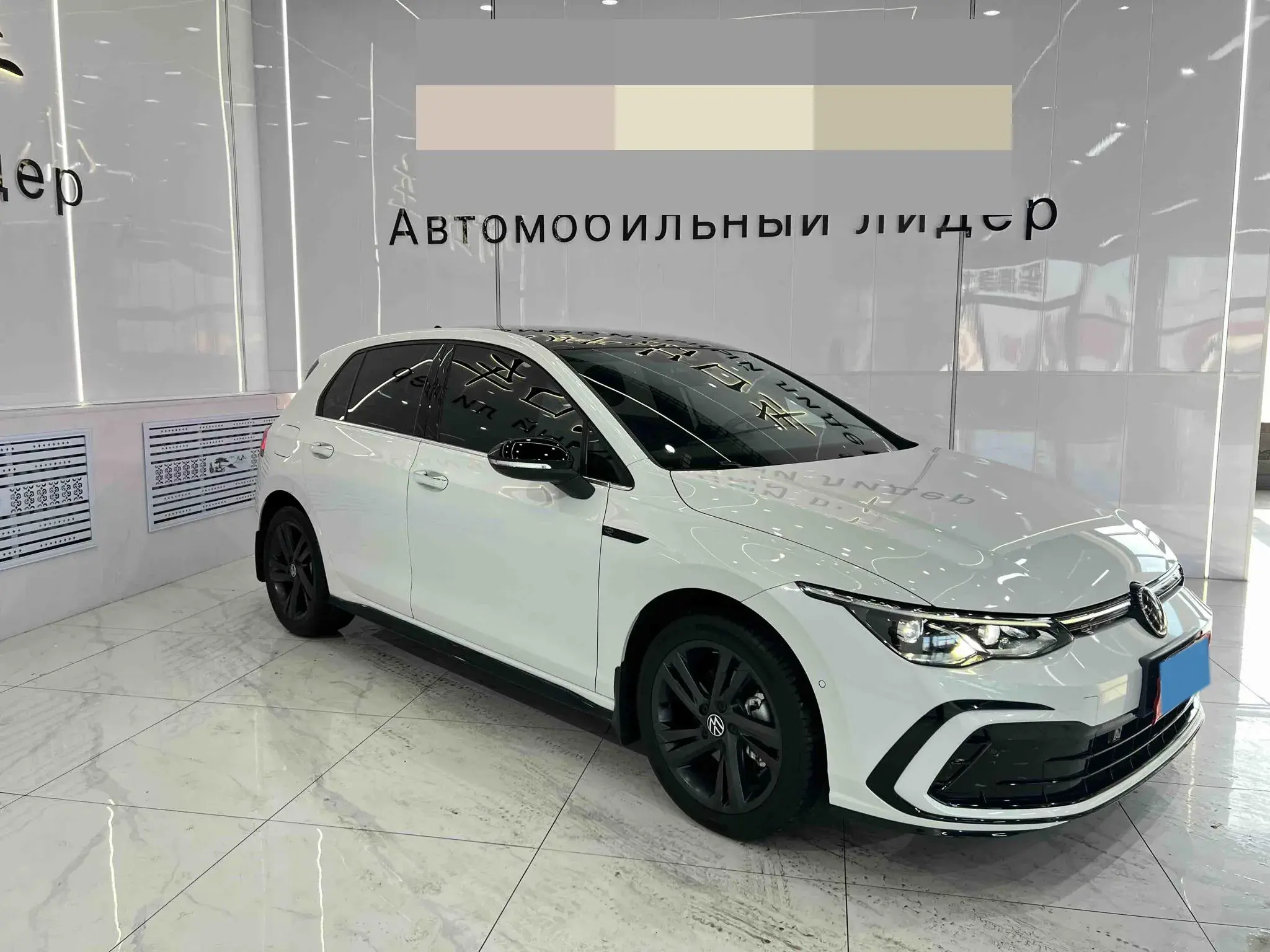 2021 VOLKSWAGEN GOLF thumbnail 2