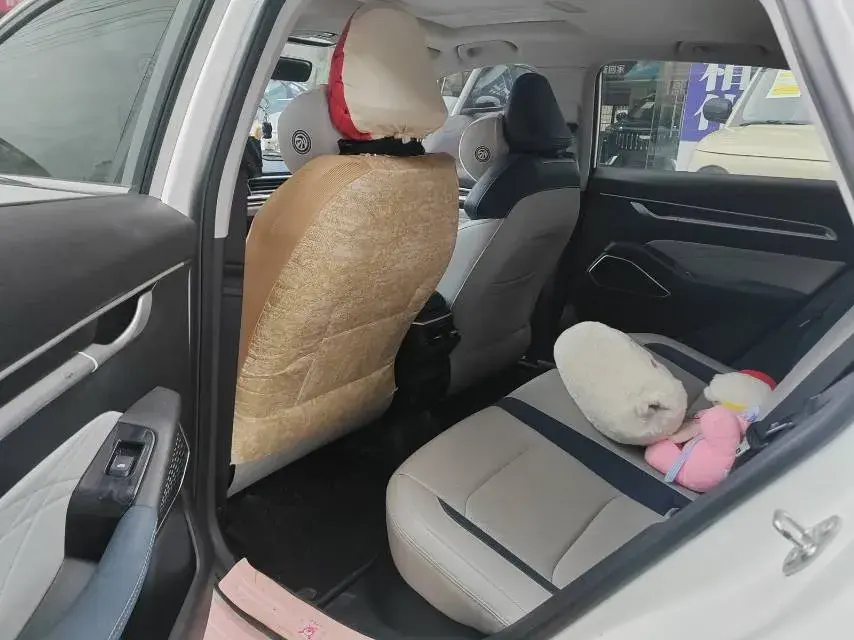 2022 GEELY EMGRAND thumbnail 4