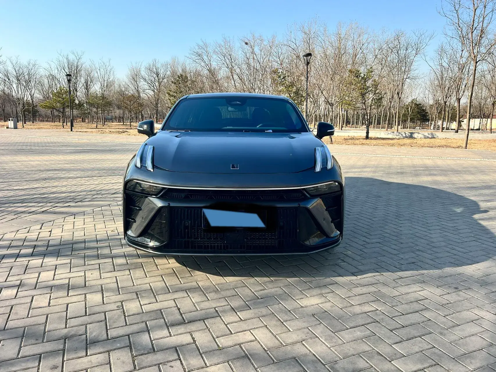 2023 LYNK&CO 03 thumbnail 3