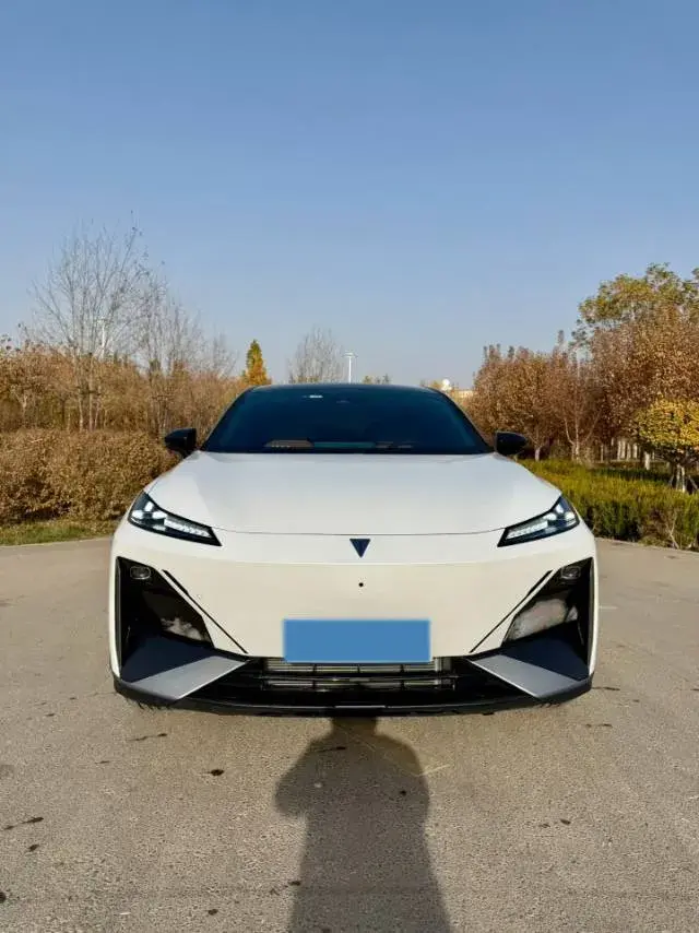 2023 DEEPAL S07 thumbnail 3