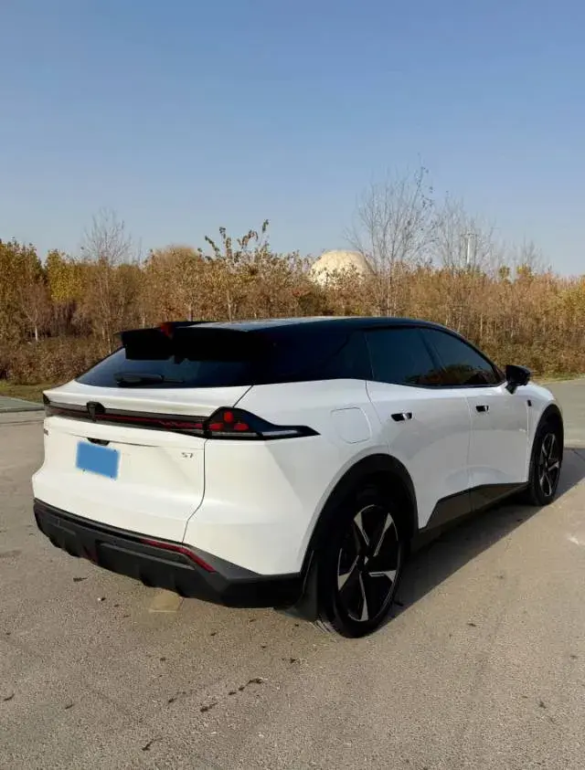 2023 DEEPAL S07 thumbnail 4