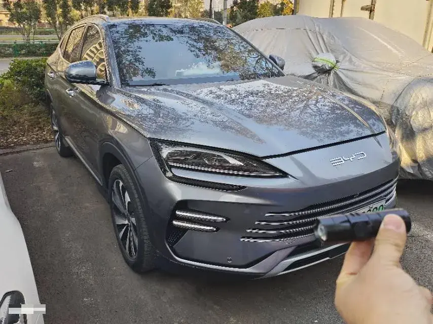 2024 BYD SONG thumbnail 2