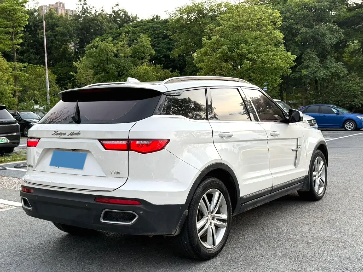 2017 Zotye T700 1.8T 177HP L4 6DCT,autocango,china used car exporter,china ev exporter,chinese used car exporter,chinese used ev exporter