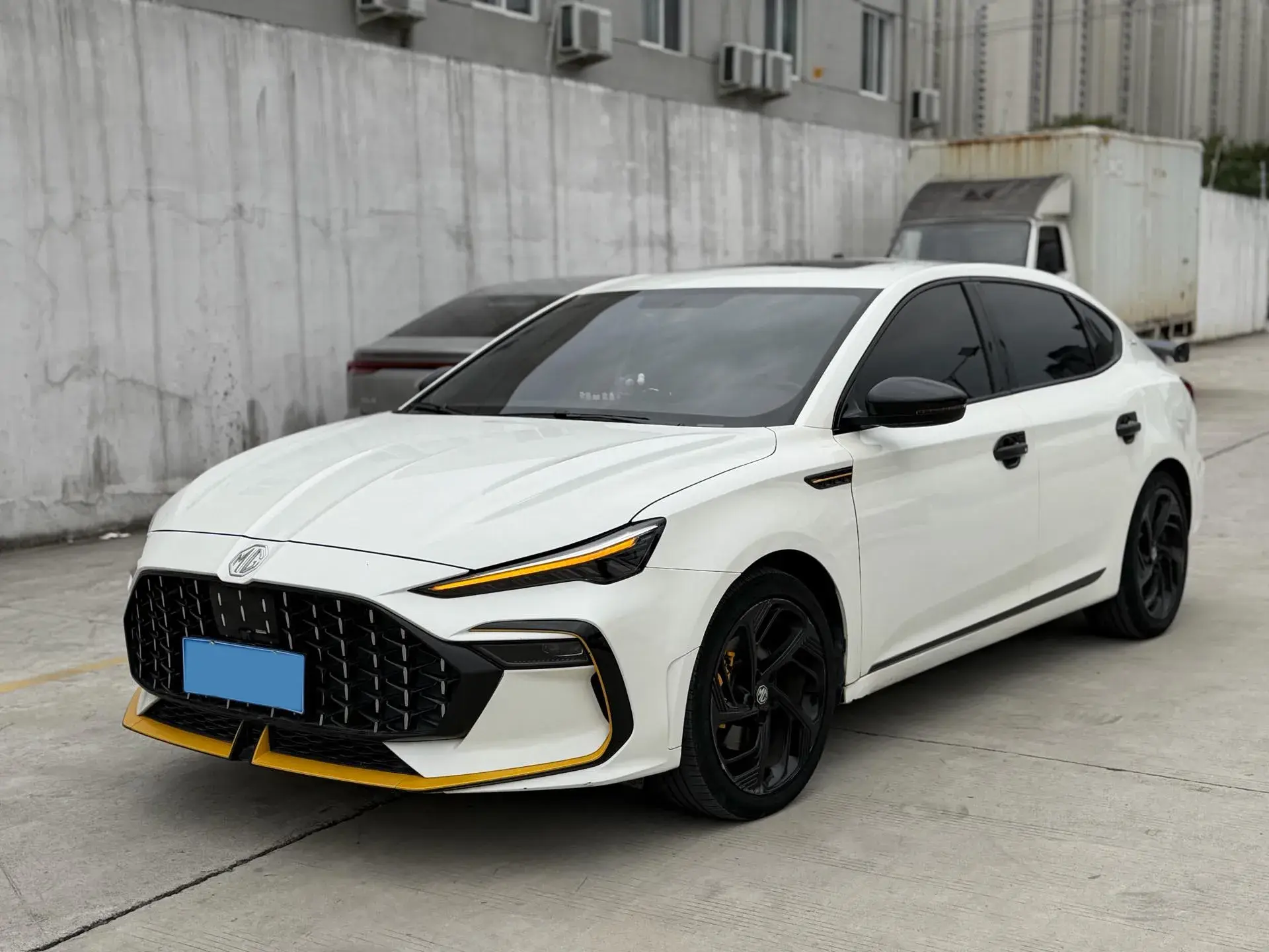 2021 MG MG6 view 1