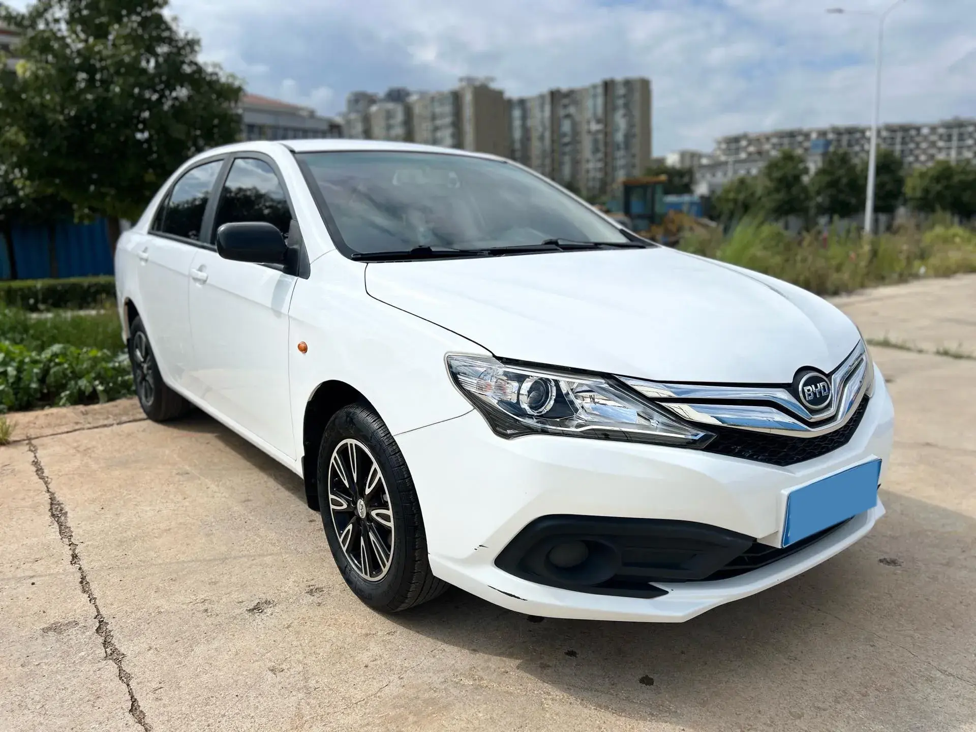 2020 BYD F3 thumbnail 3