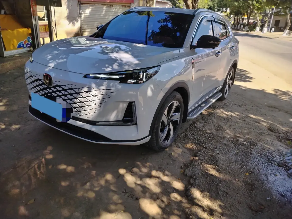 2024 ChangAn X5 PLUS 1.5T 188HP L4 7DCT