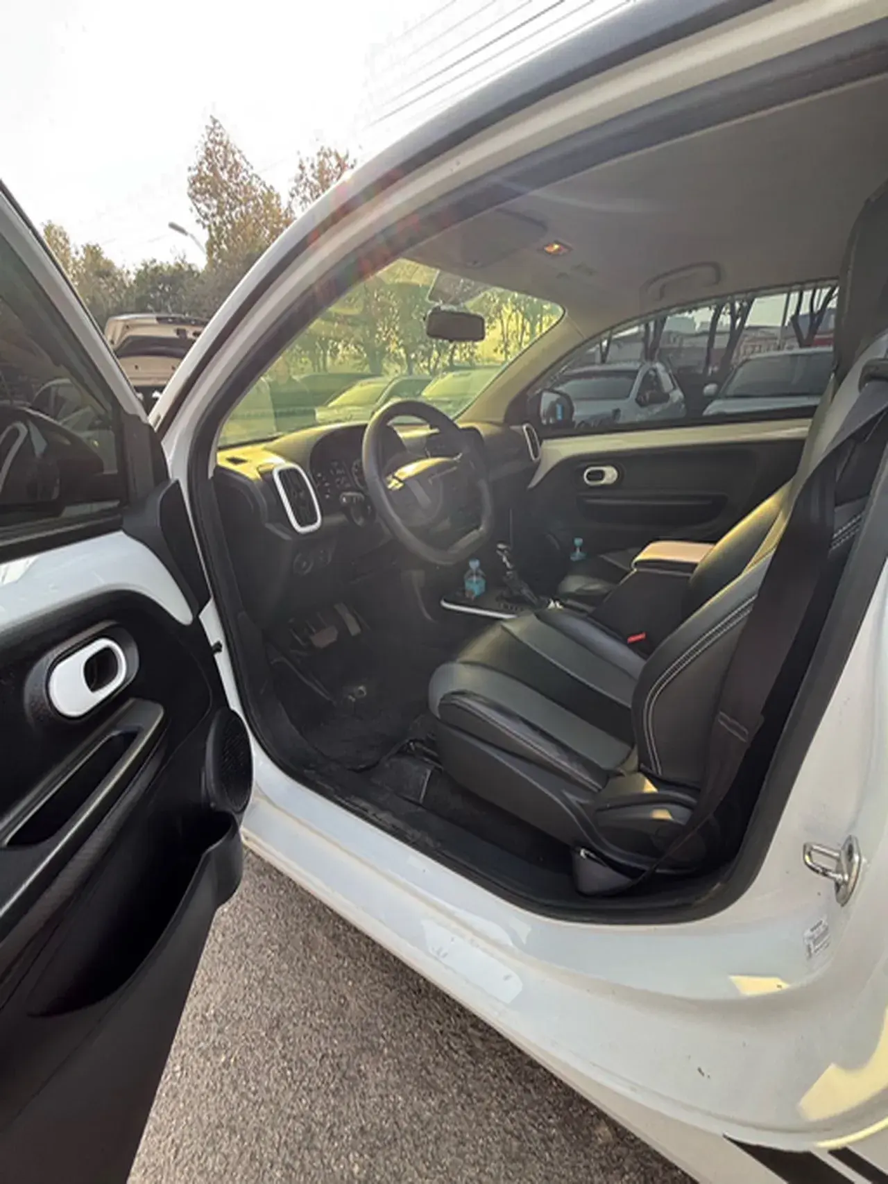 2022 ROEWE CLEVER thumbnail 4