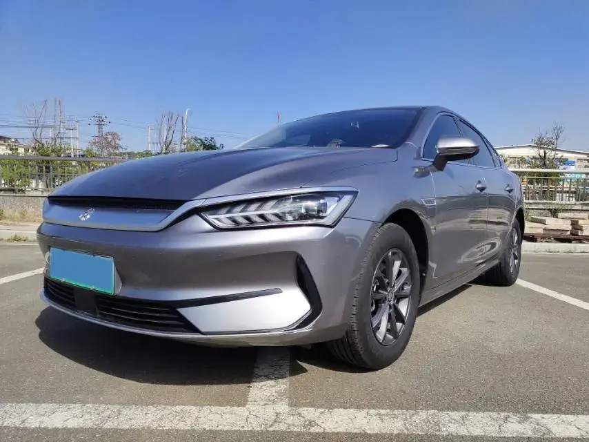 2019 BYD QIN view 1