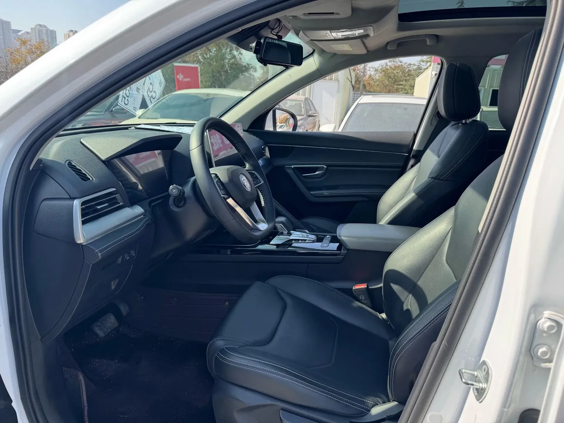 2019 BYD SONG thumbnail 4