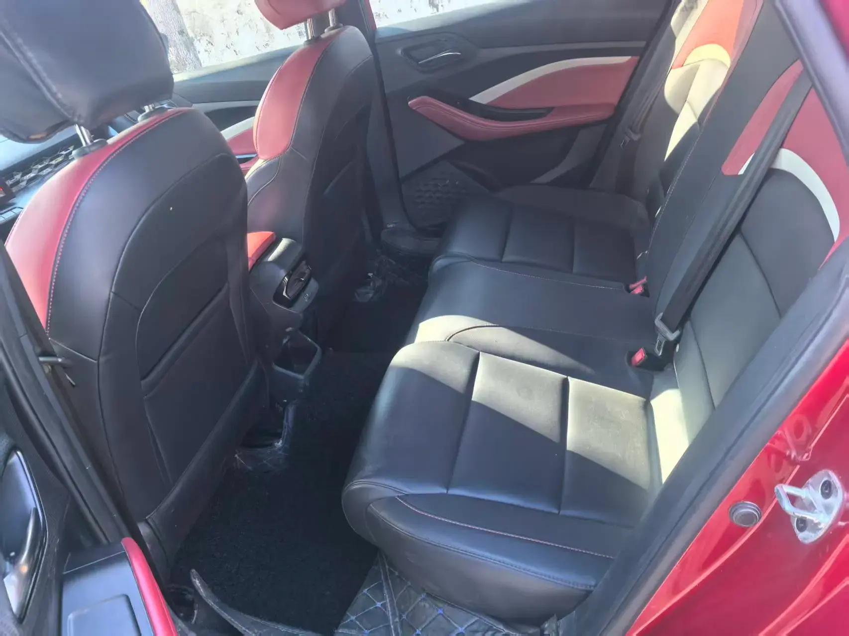 2021 MG 5 thumbnail 4