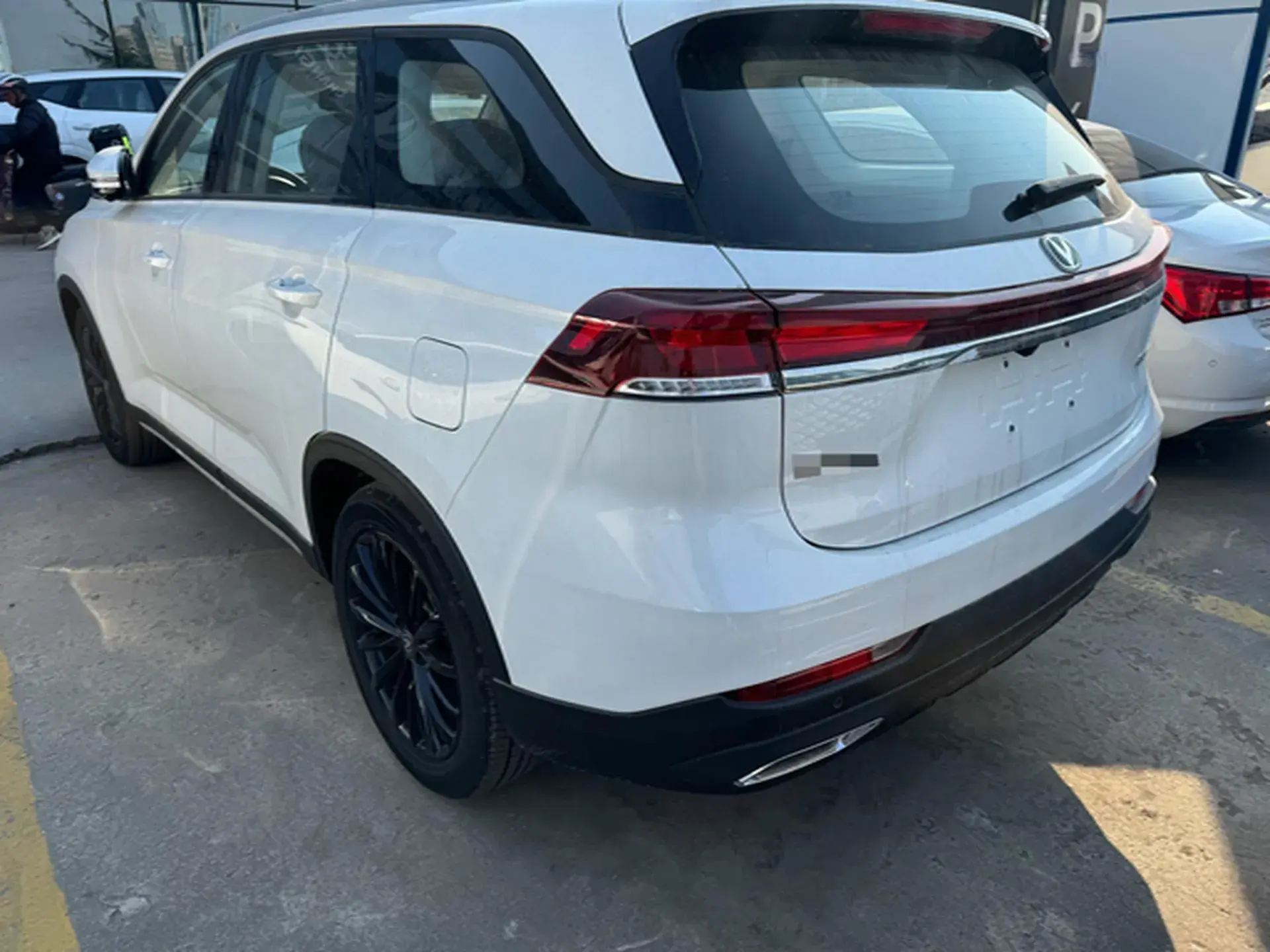 2023 CHANGAN CS75 thumbnail 2