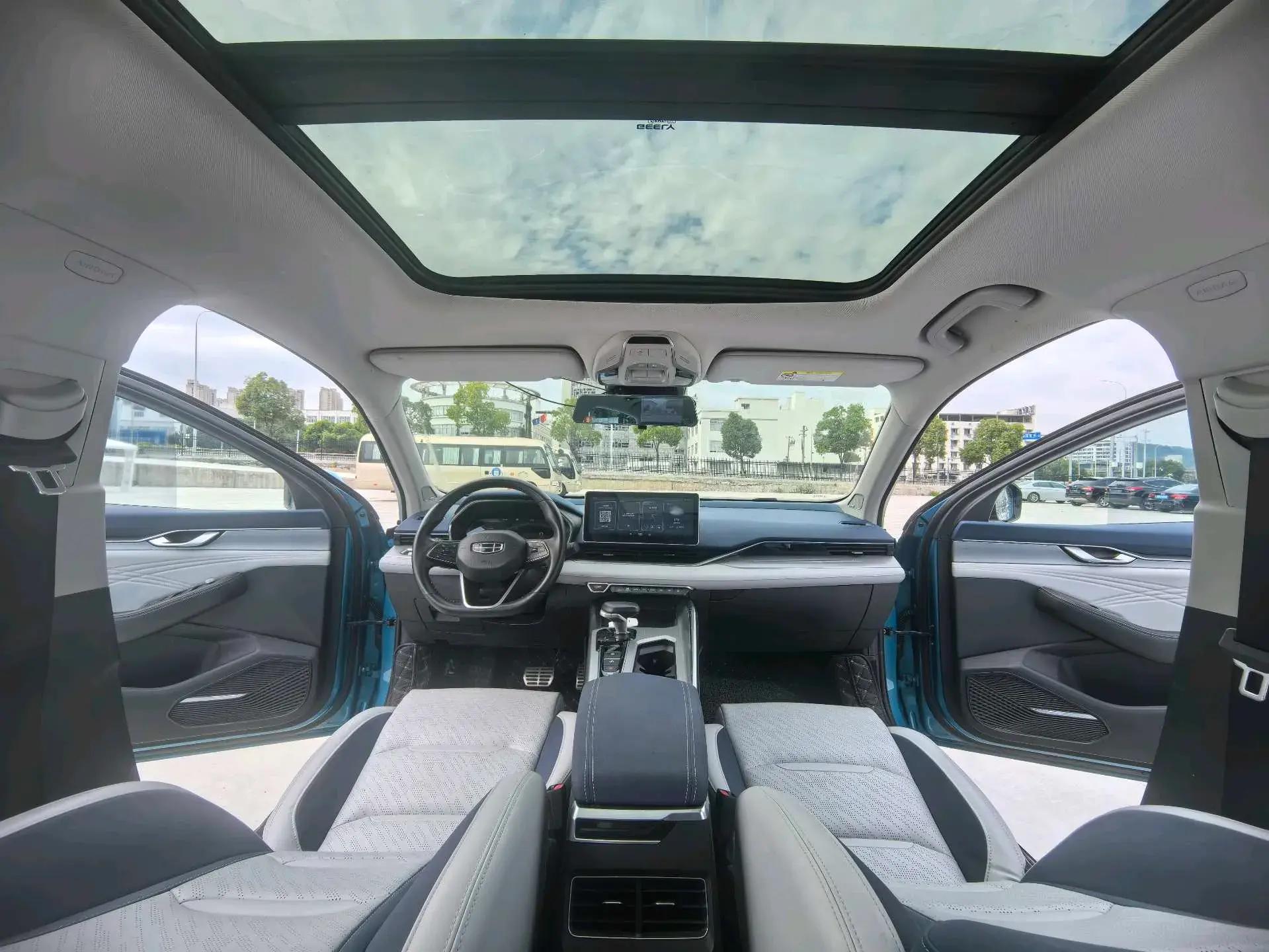 2020 GEELY BINRAY thumbnail 4