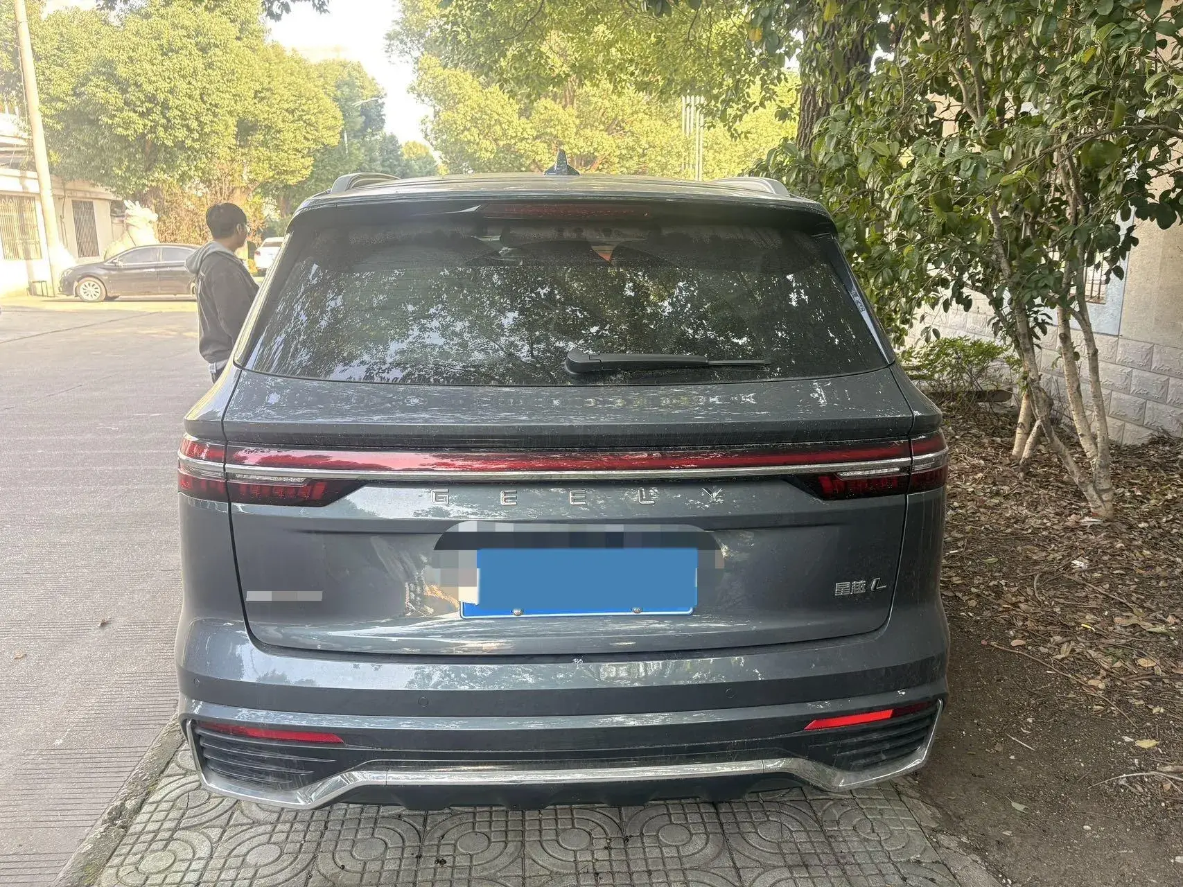 2025 GEELY MONJARO thumbnail 4