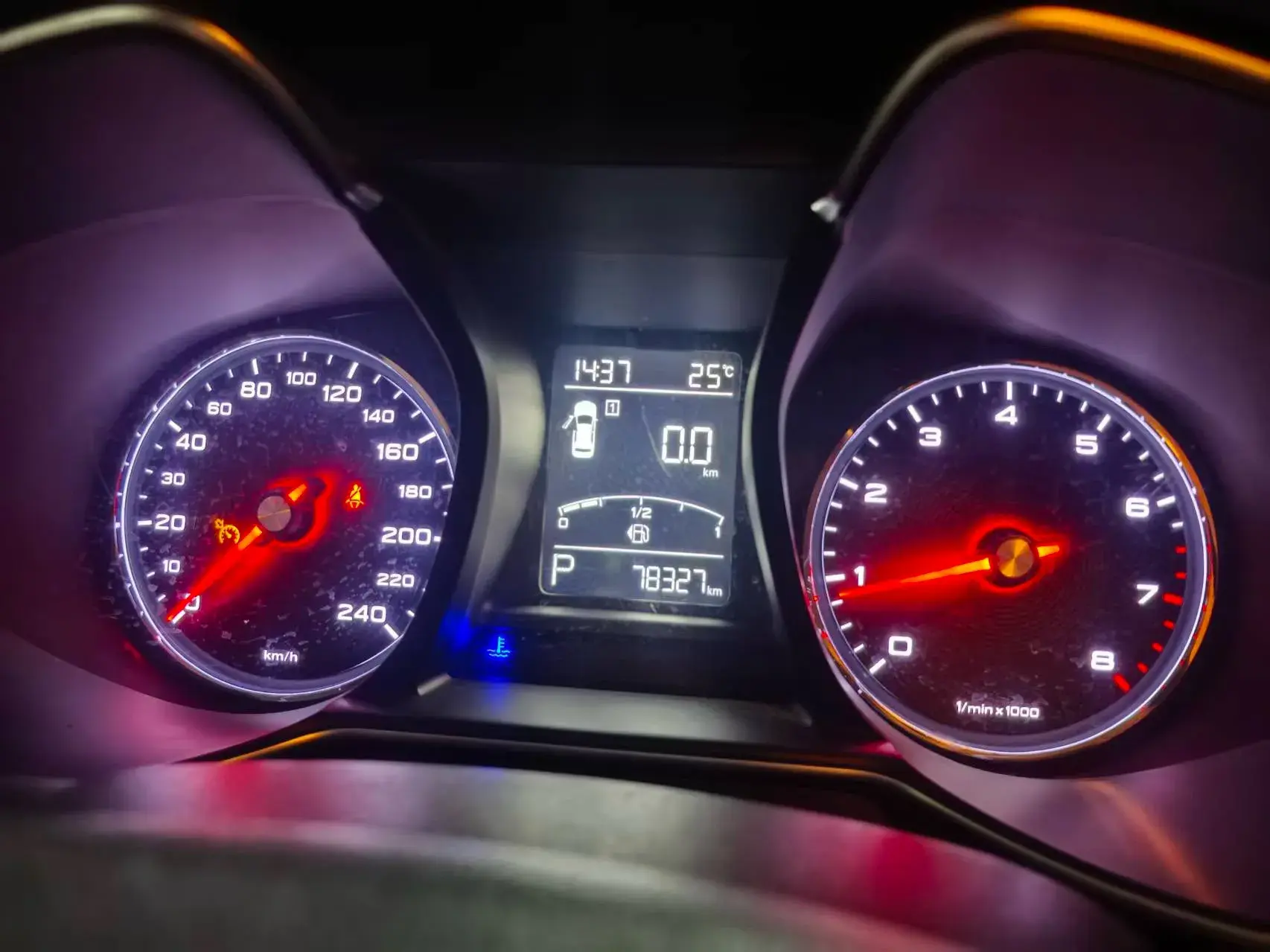 2017 MG MG6 thumbnail 4