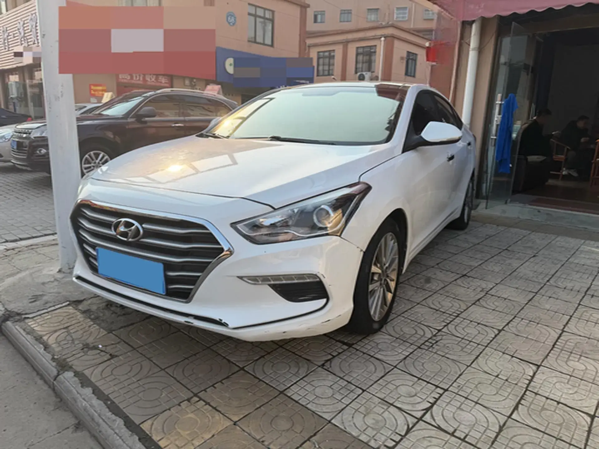 2017 HYUNDAI MISTRA view 1