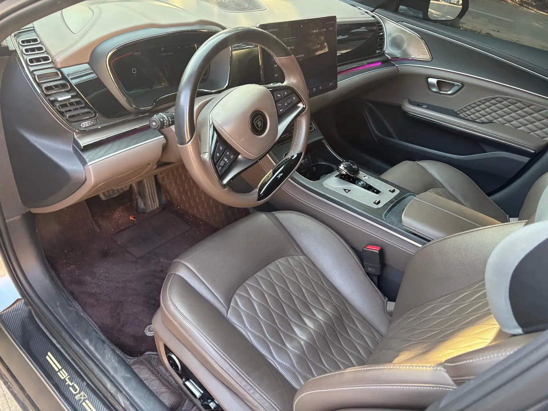 2023 BYD HAN thumbnail 3