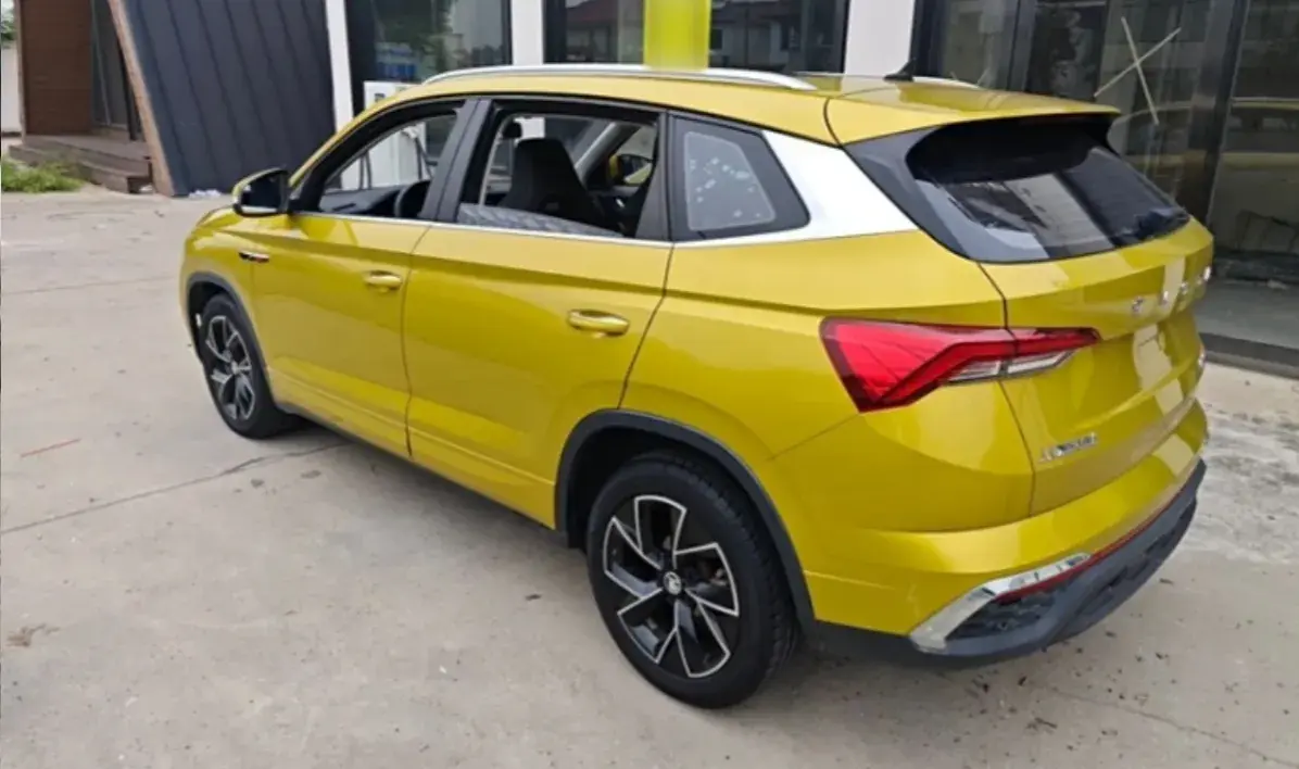 2022 SKODA KAMIQ thumbnail 3