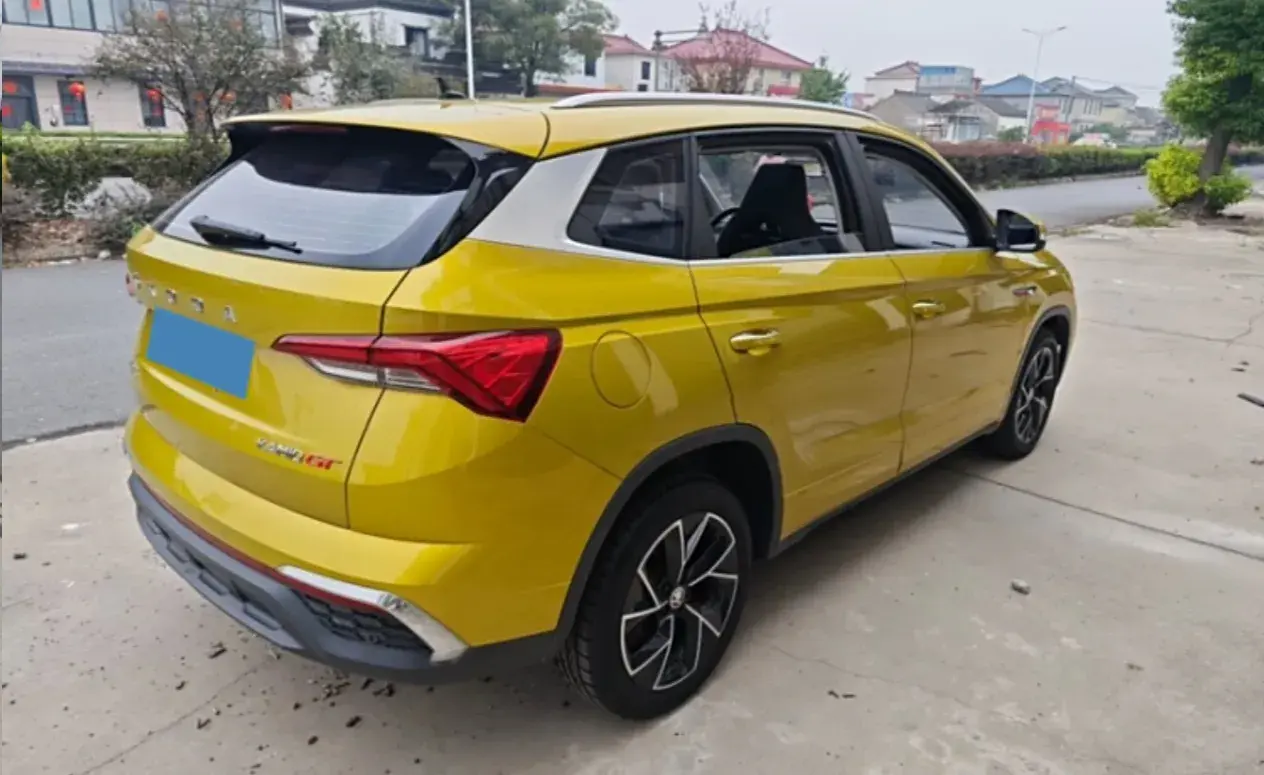 2022 SKODA KAMIQ thumbnail 4