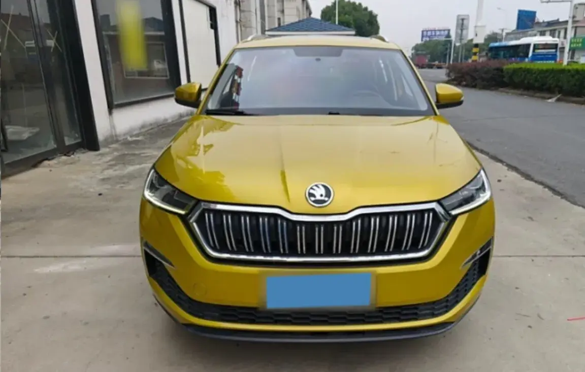 2022 SKODA KAMIQ thumbnail 2