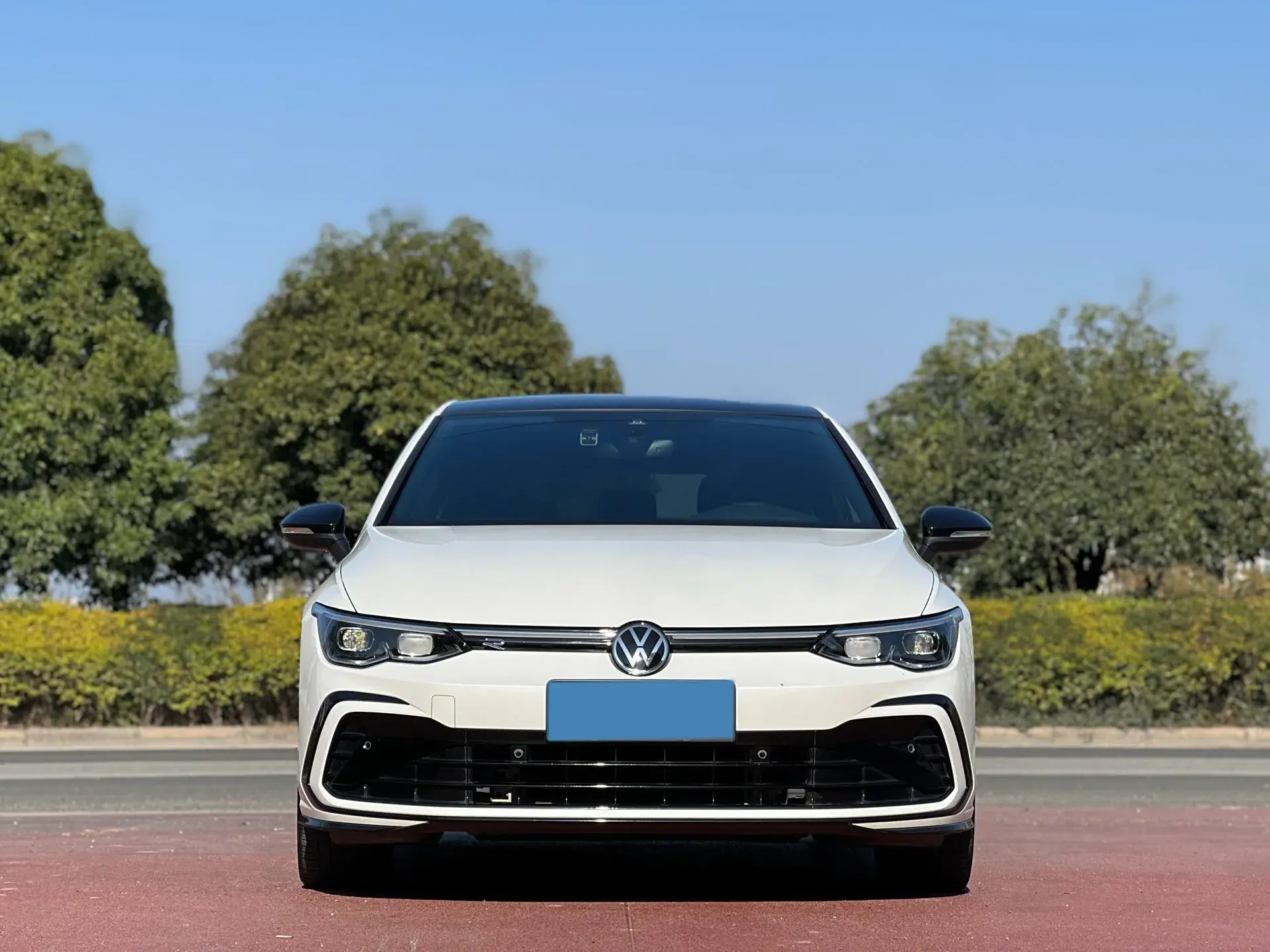 2021 VOLKSWAGEN GOLF thumbnail 3