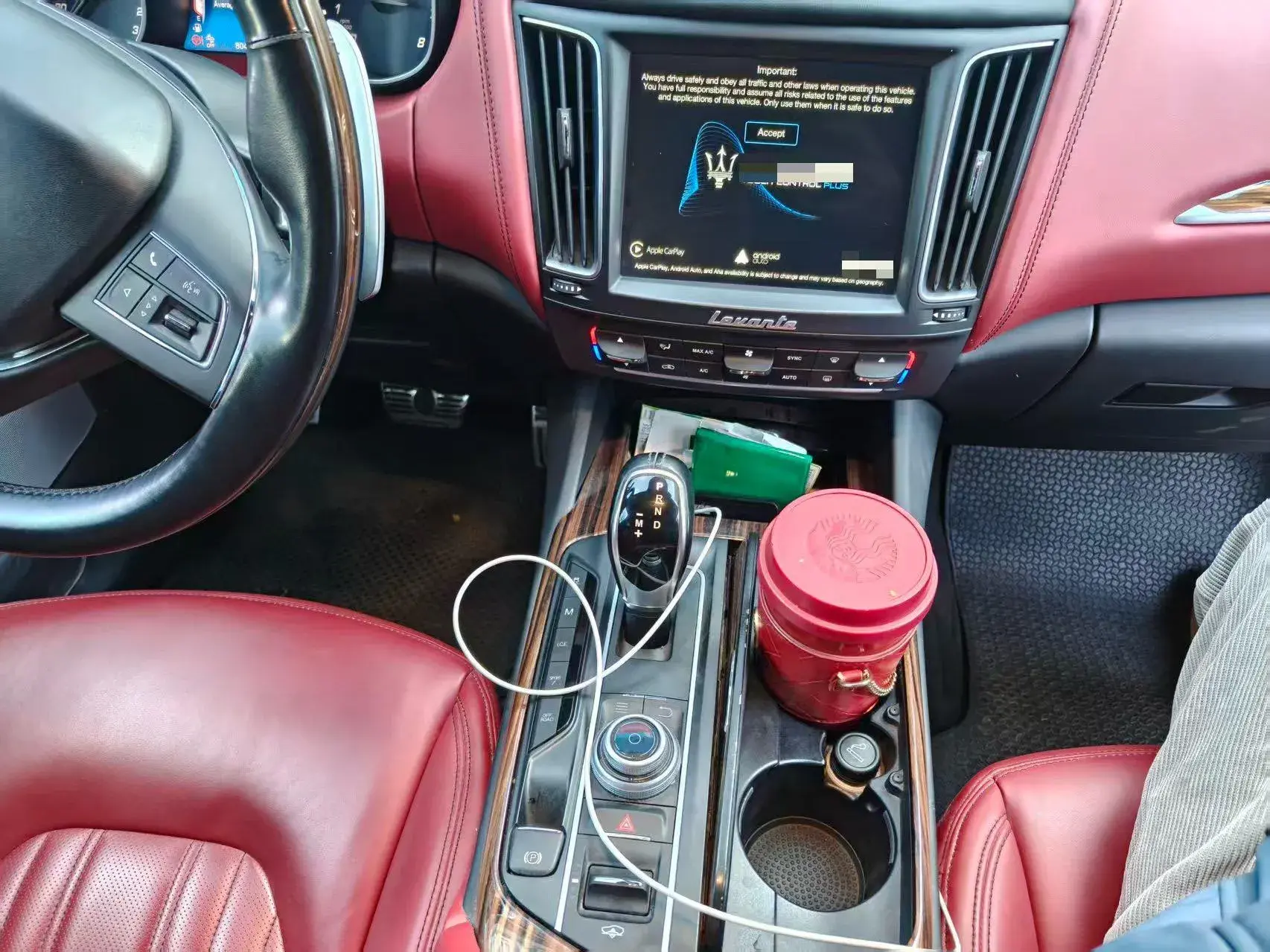 2018 MASERATI LEVANTE thumbnail 4