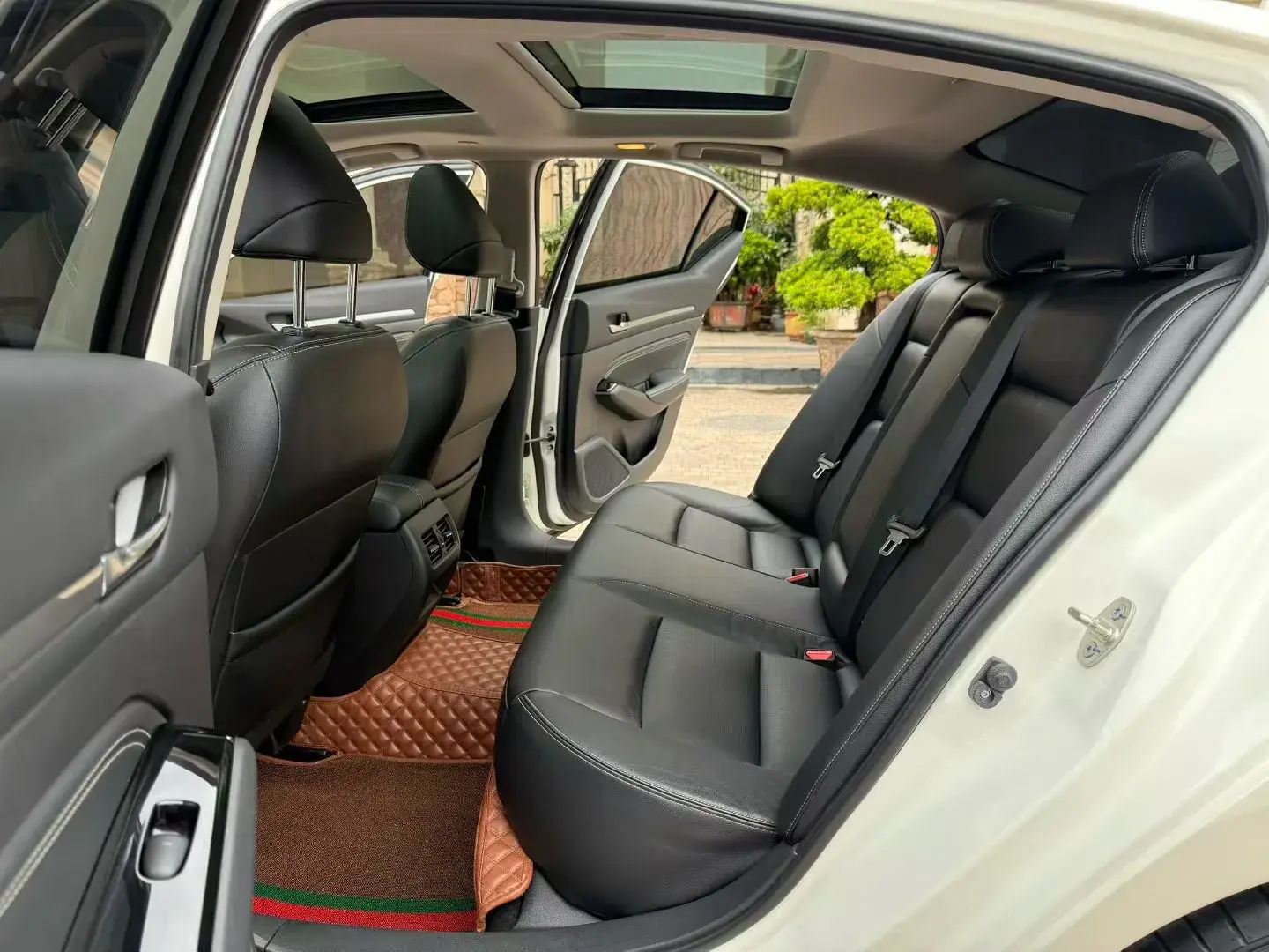 2021 NISSAN TEANA thumbnail 3