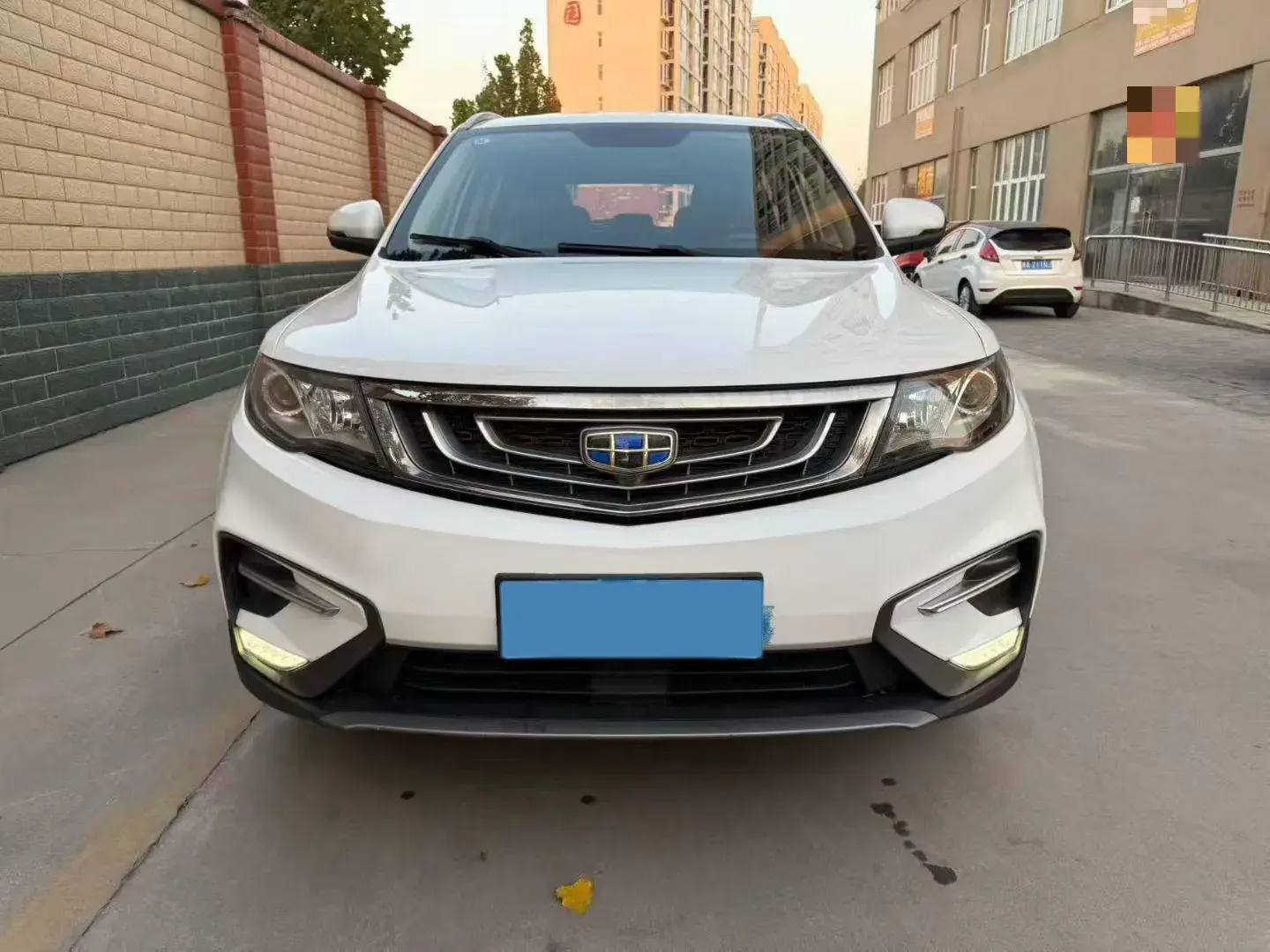 2018 GEELY AZKARRA thumbnail 2