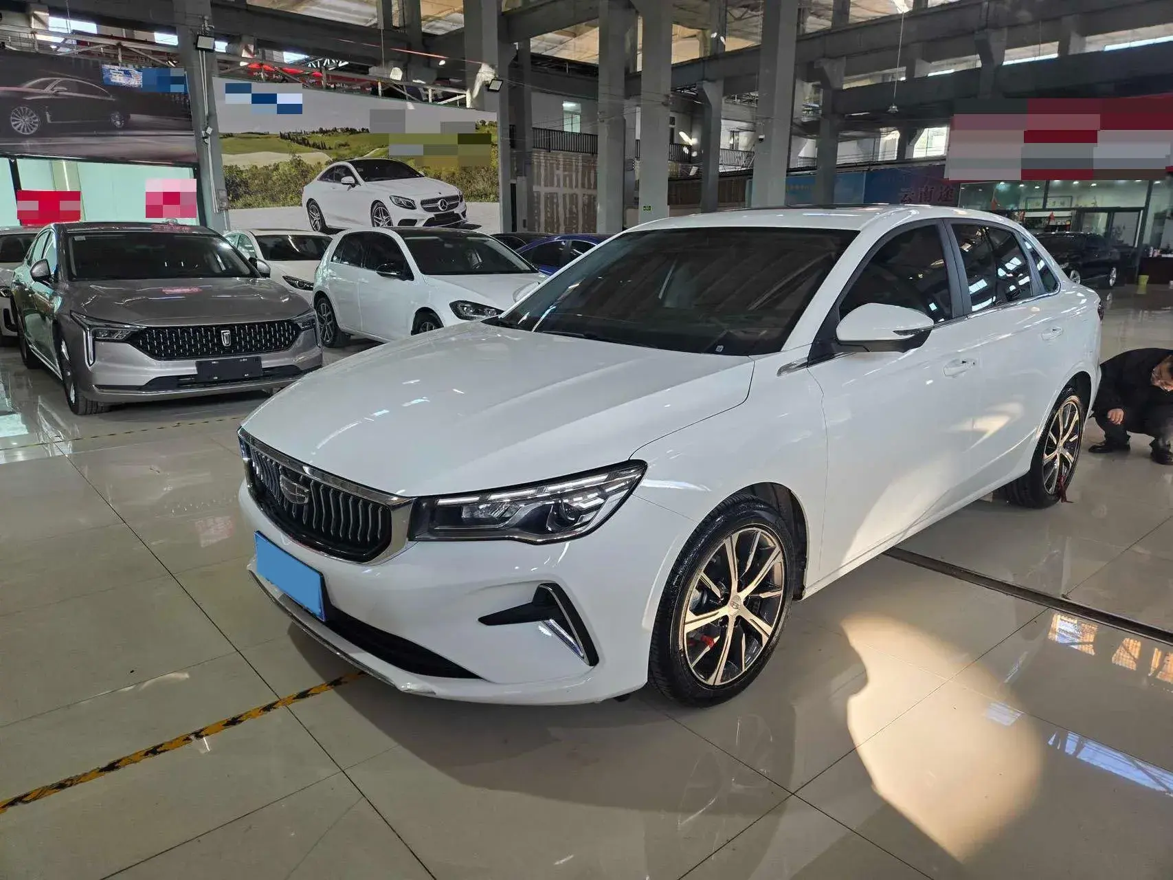 2022 GEELY EMGRAND view 1