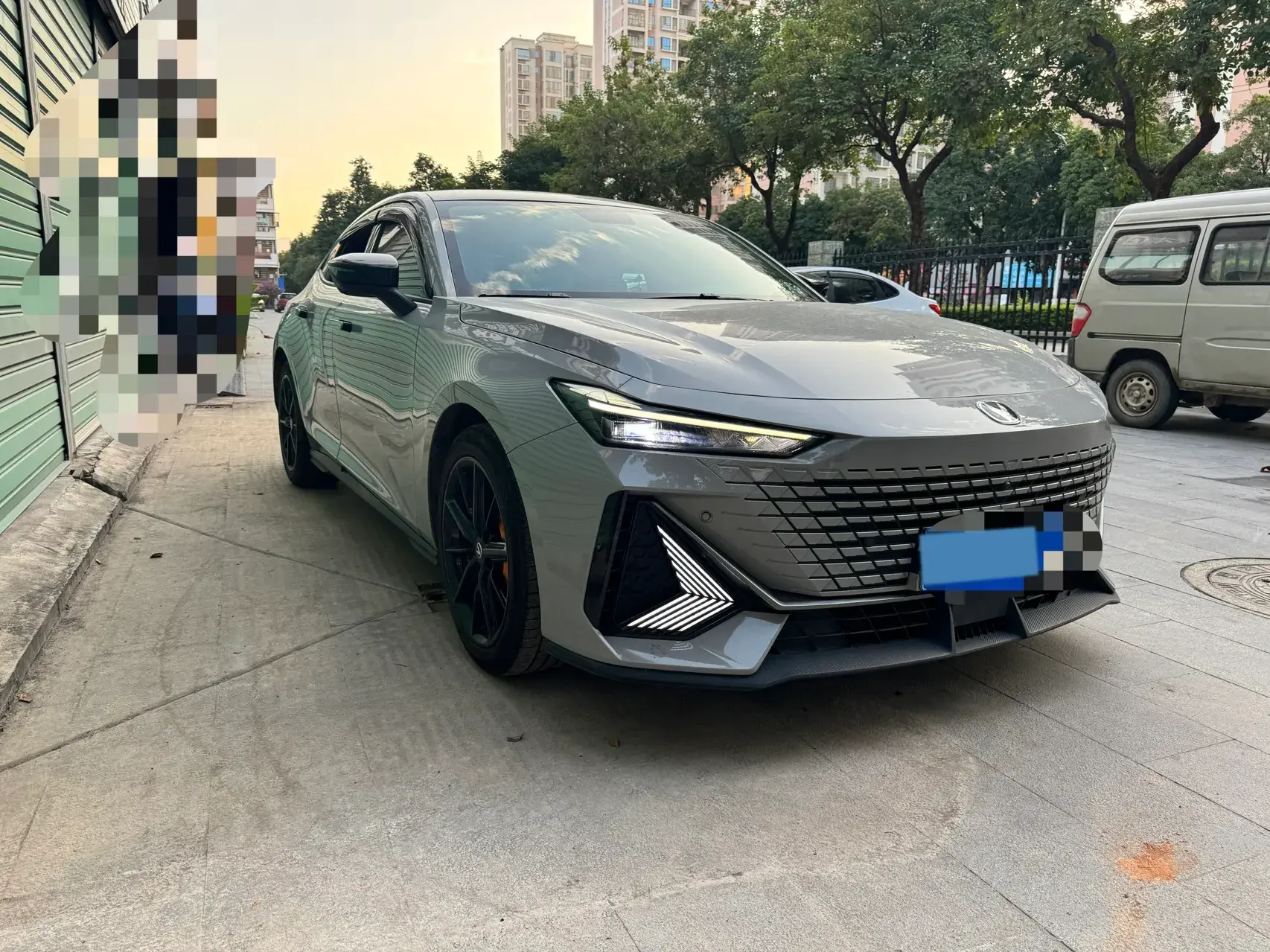 2022 CHANGAN UNI-V thumbnail 3