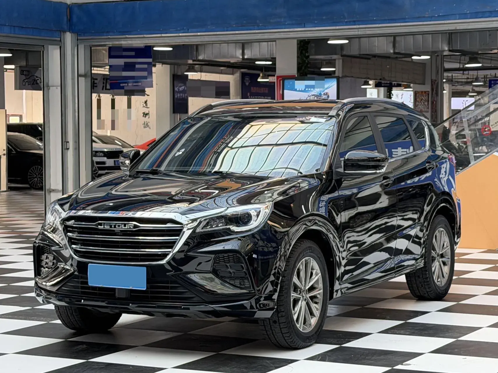 2020 JETOUR X70 view 1