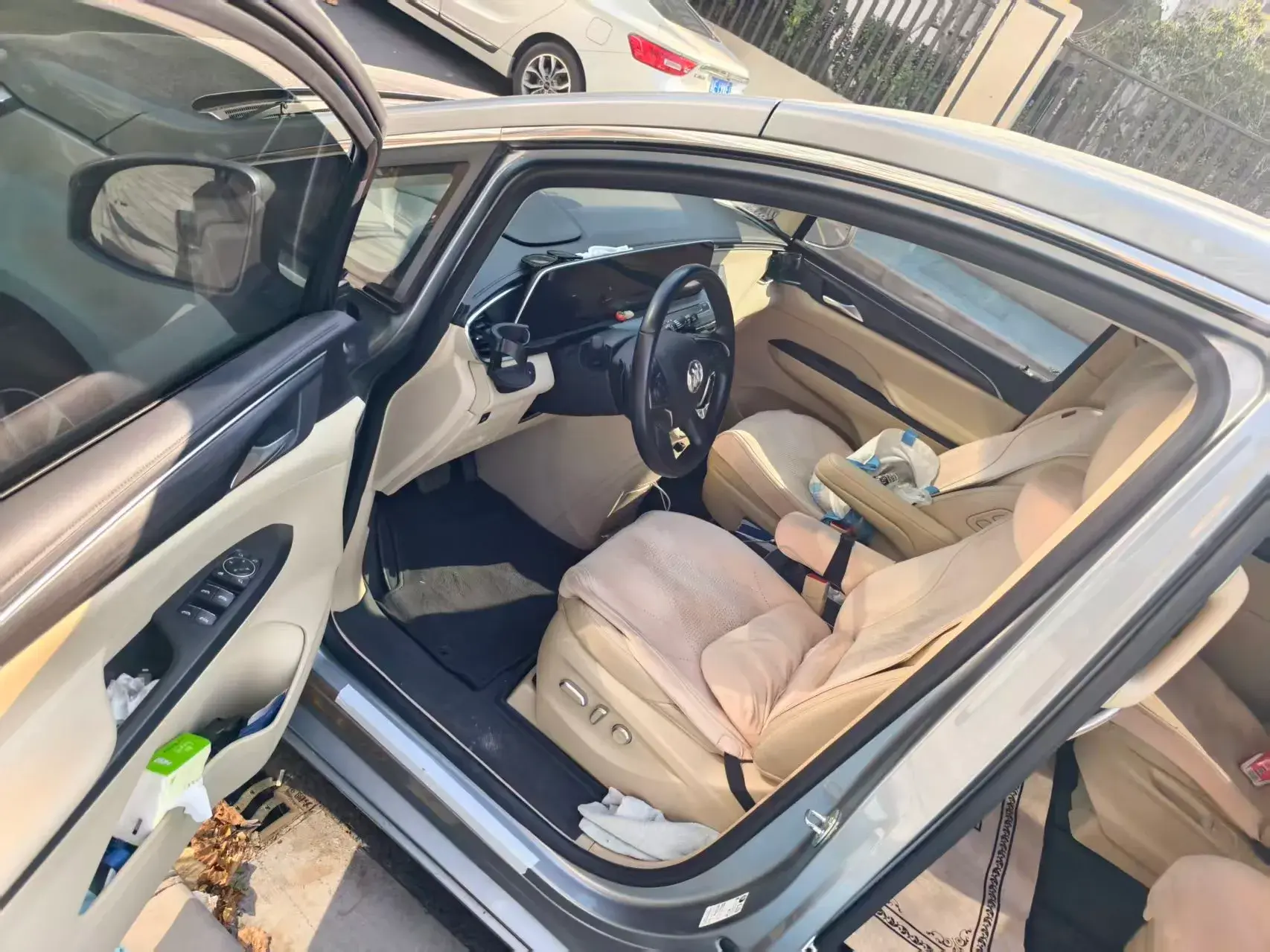 2022 BUICK GL8 thumbnail 3